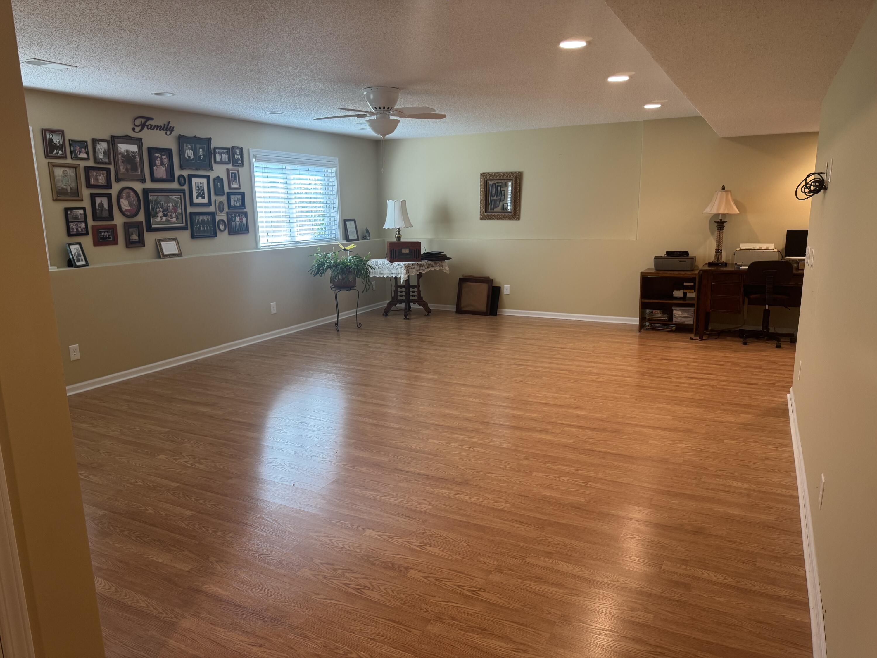 2143 Rosewood Lane Muskegon MI 49441