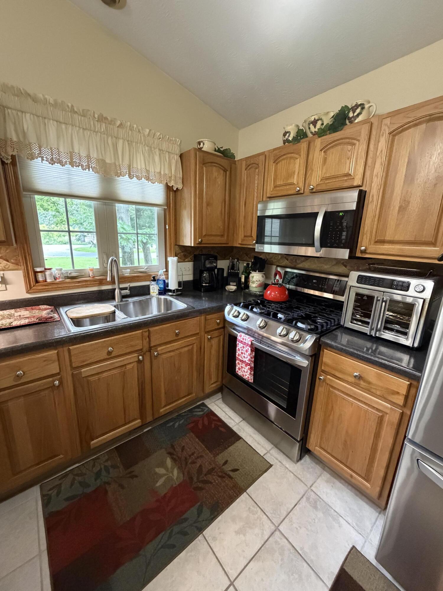 832 Highbanks Drive Allegan MI 49010