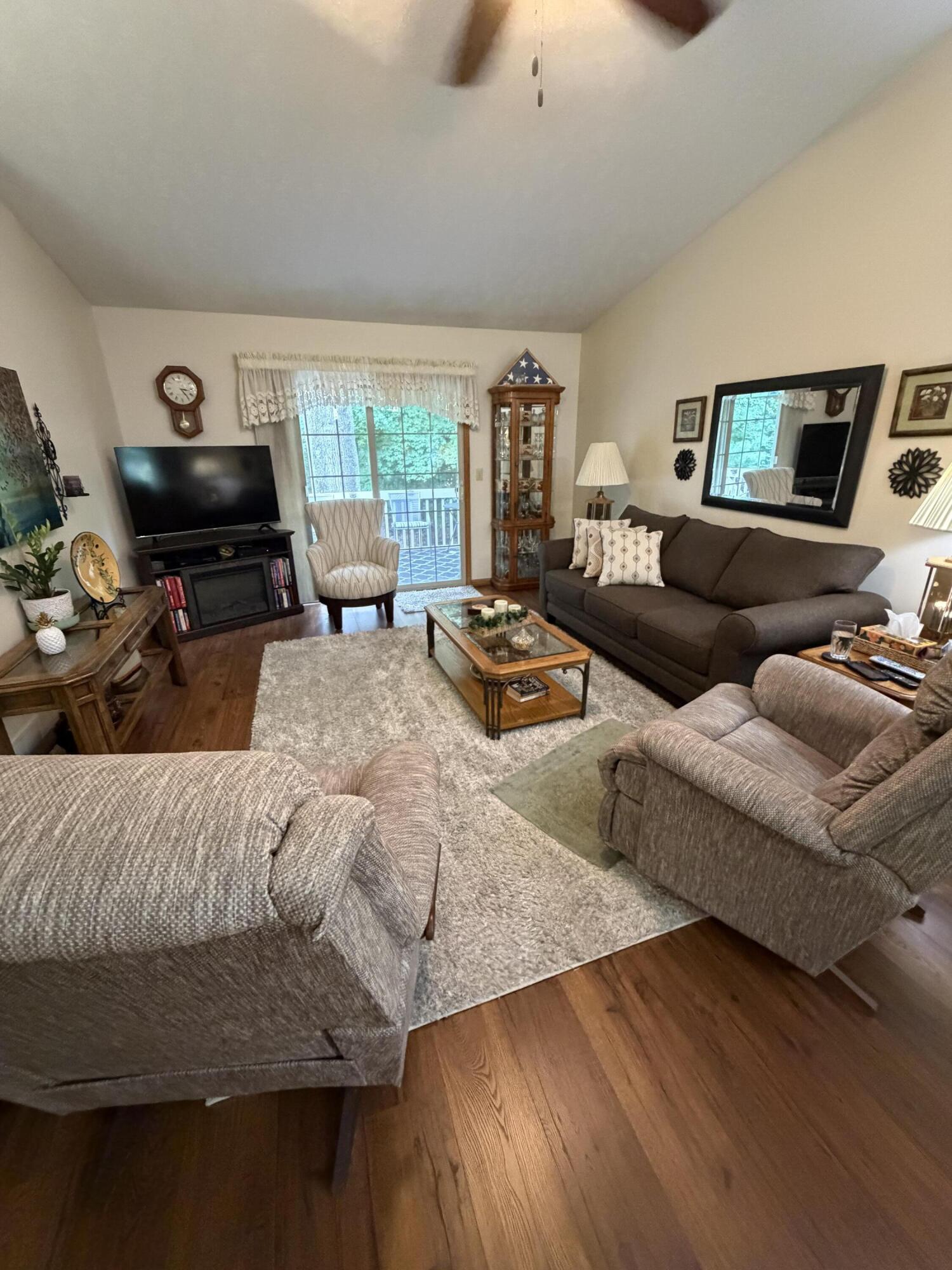 832 Highbanks Drive Allegan MI 49010