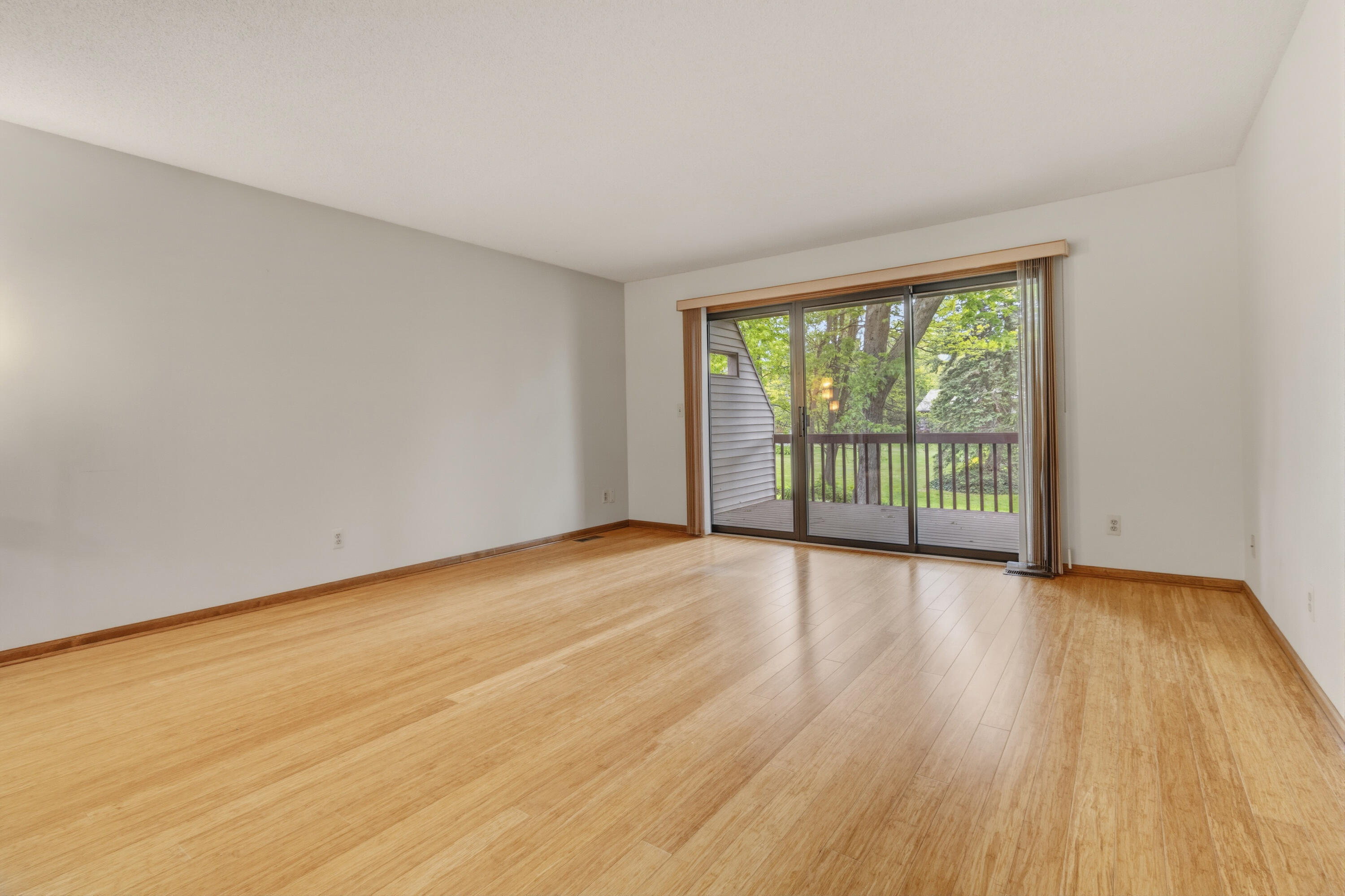 643 Crestview Street Holland MI 49423