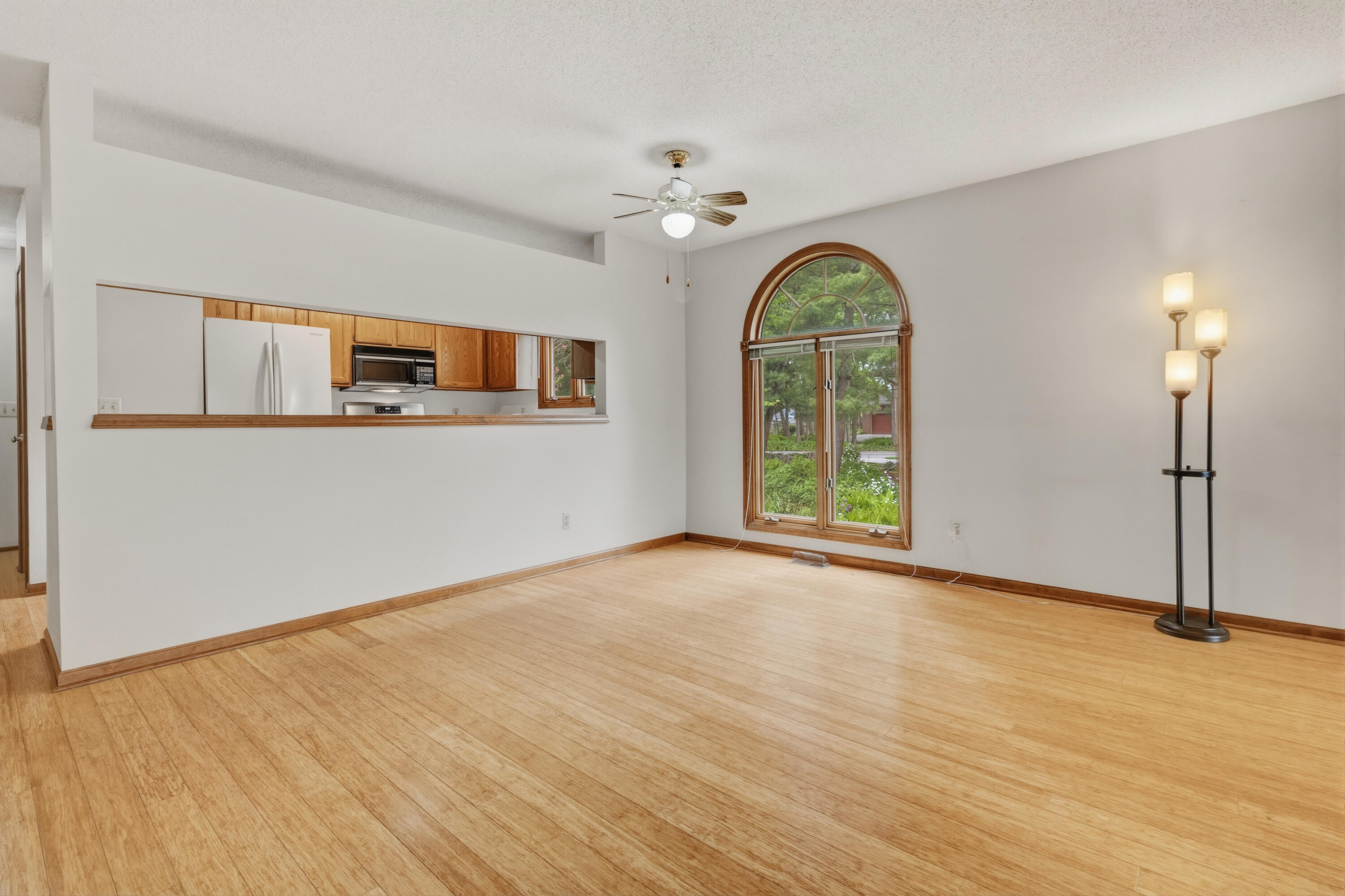 643 Crestview Street Holland MI 49423