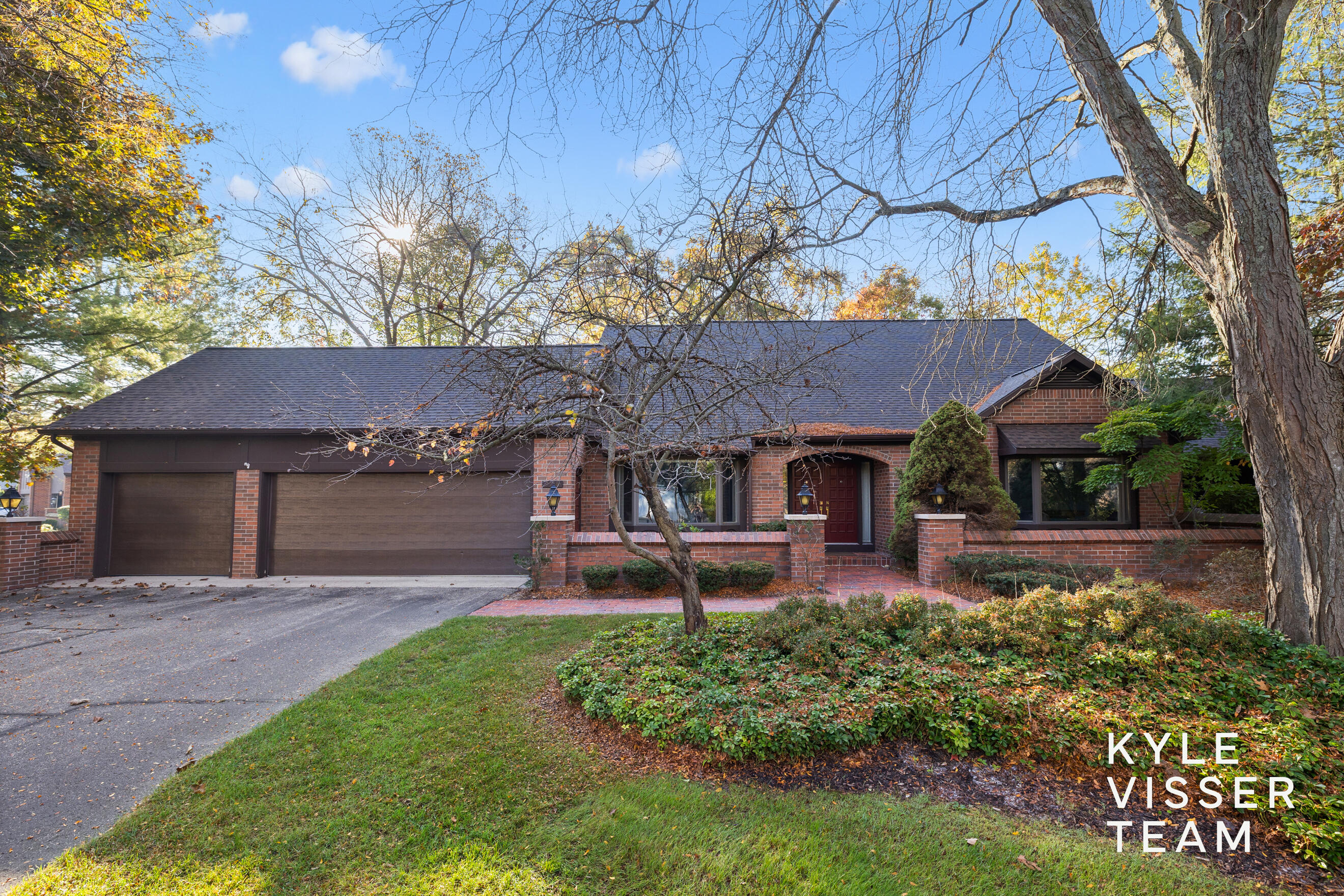 6178 S Gatehouse Drive SE Grand Rapids MI 49546