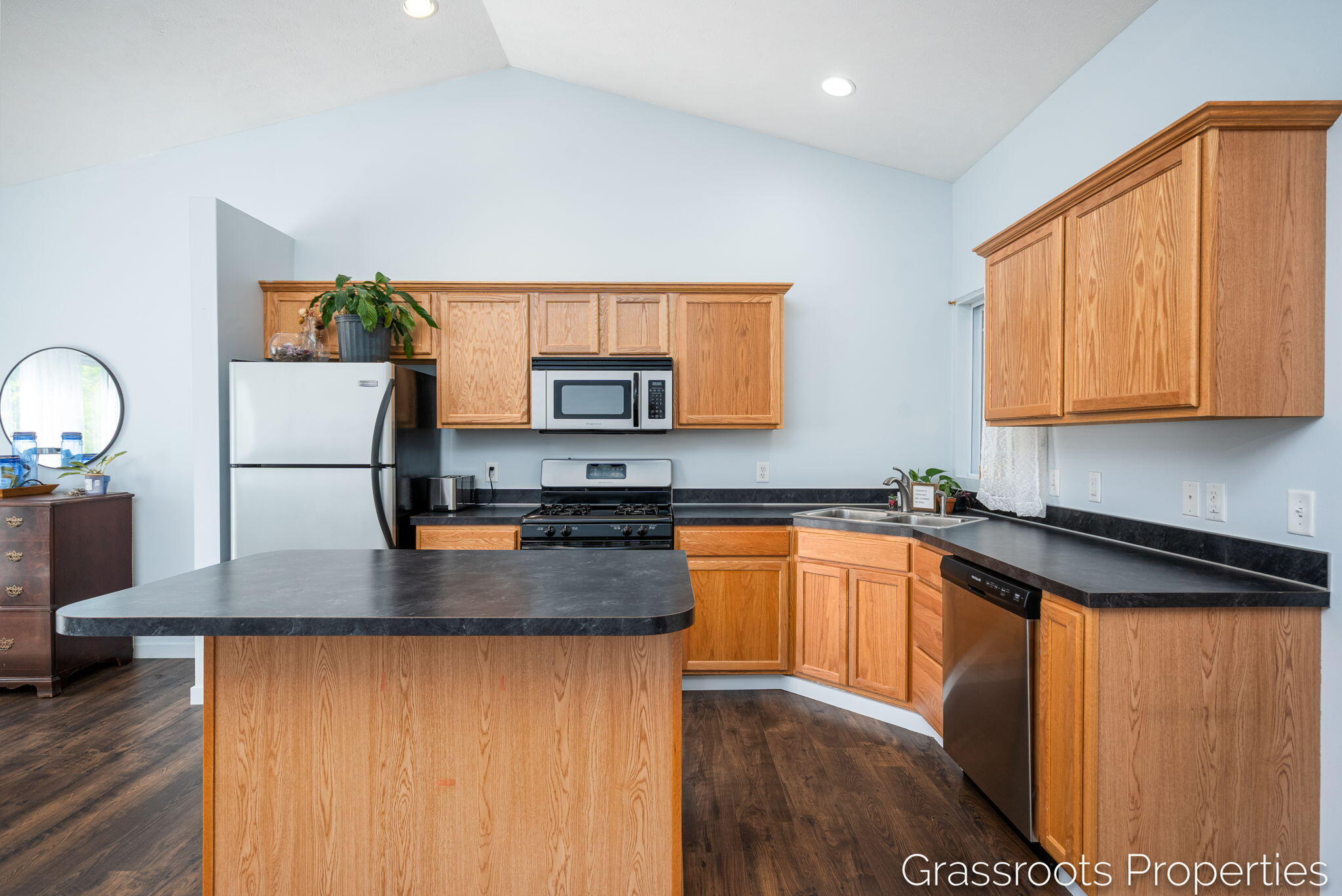 7360 Sierrafield Court SW Byron Center MI 49315