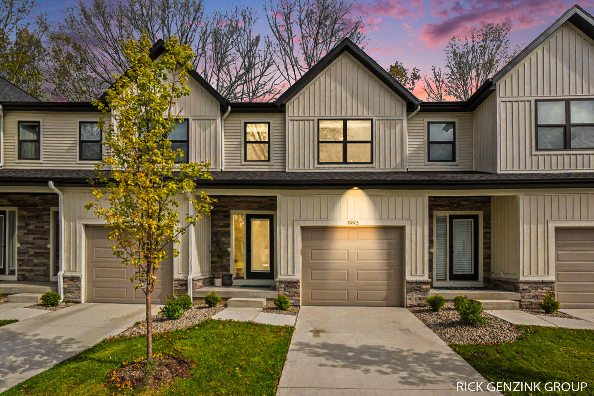 1993 N Shorewood Lane Holland MI 49423