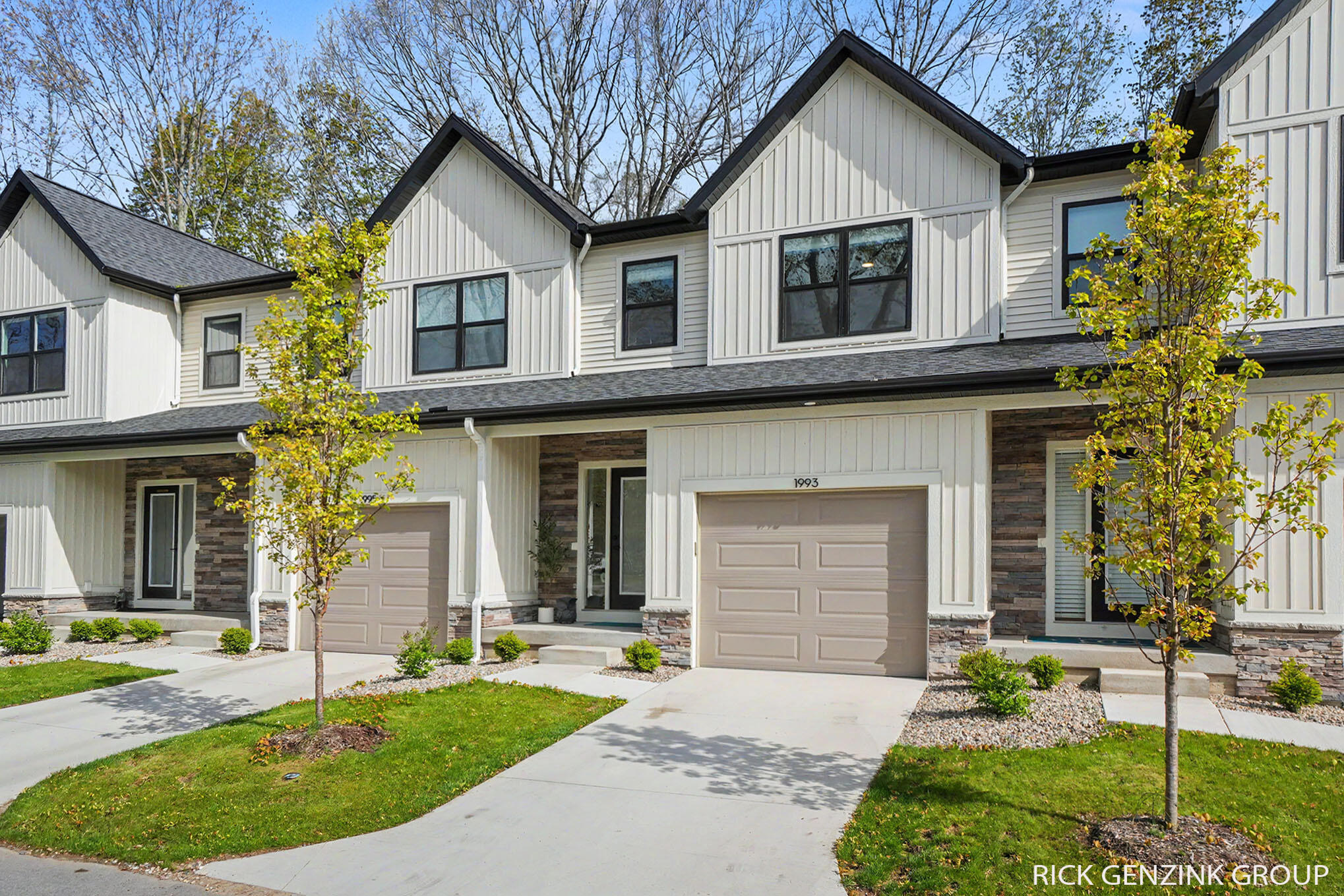 1993 N Shorewood Lane Holland MI 49423