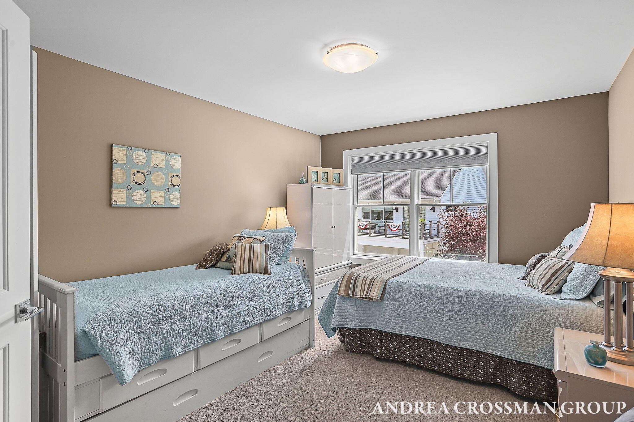 543 Macatawa Avenue Holland MI 49423