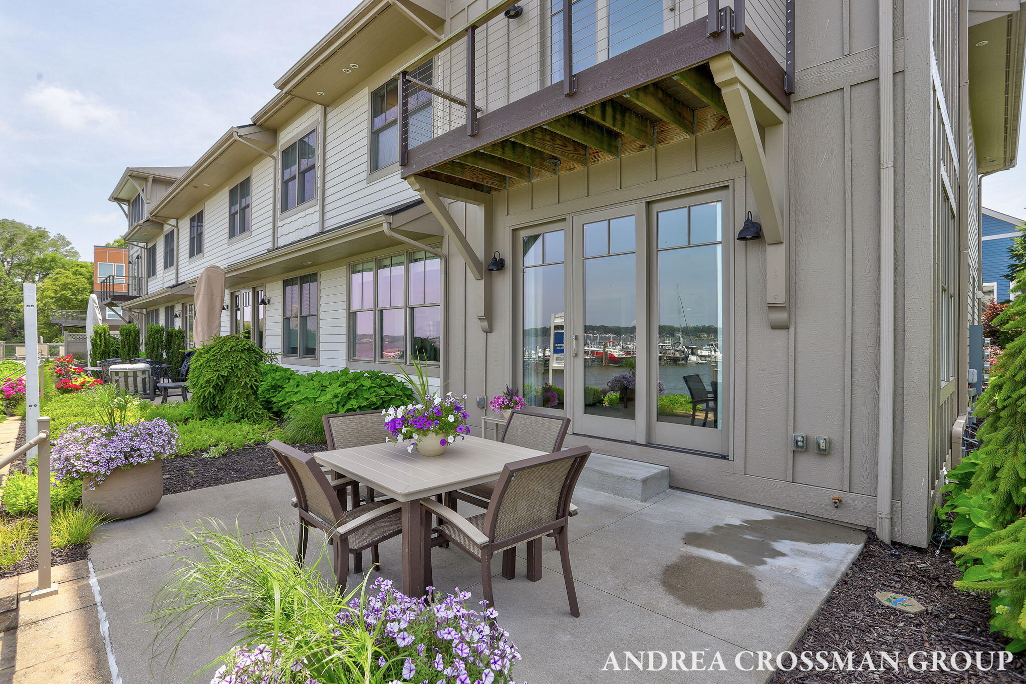 543 Macatawa Avenue Holland MI 49423