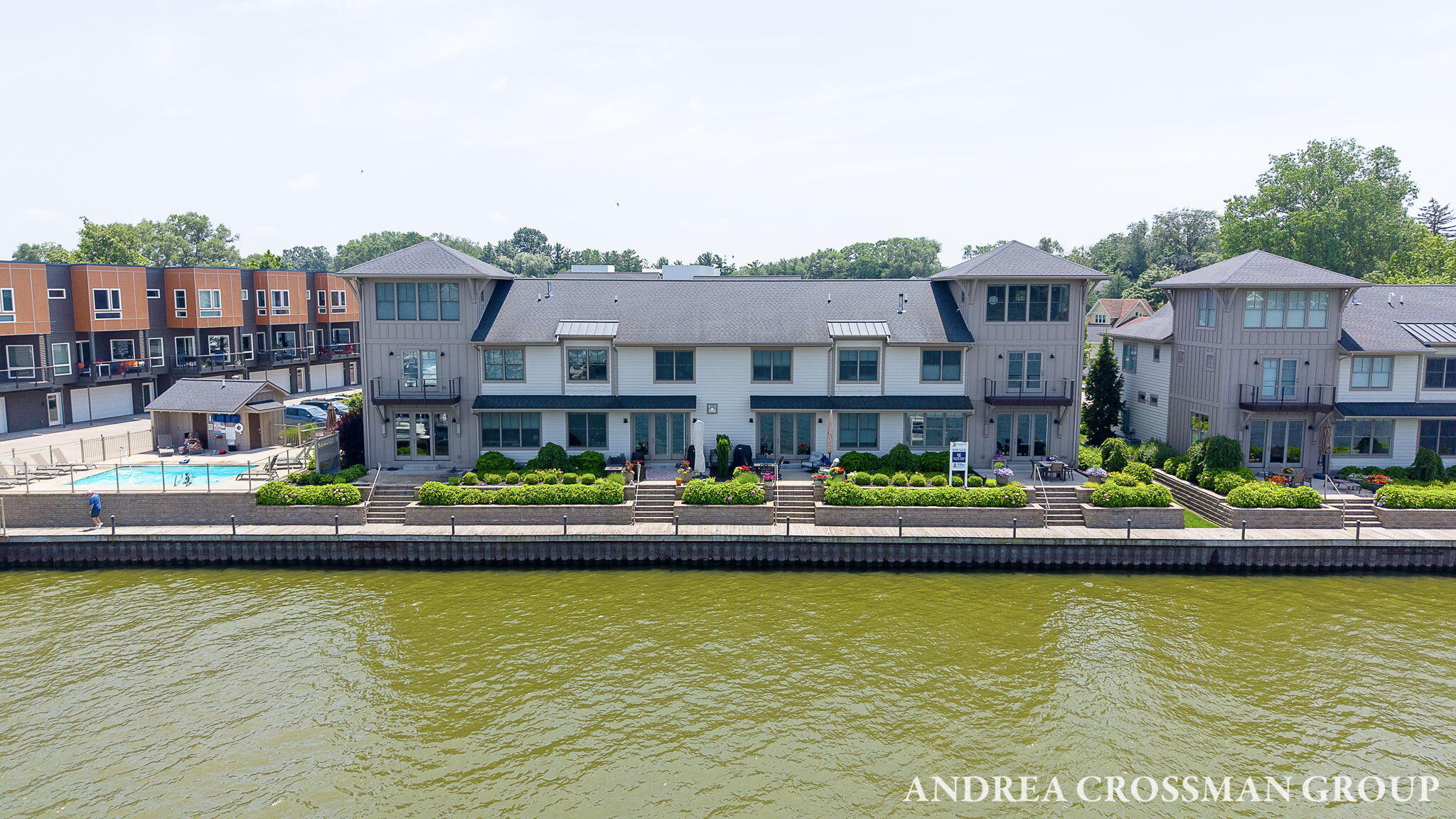 543 Macatawa Avenue Holland MI 49423