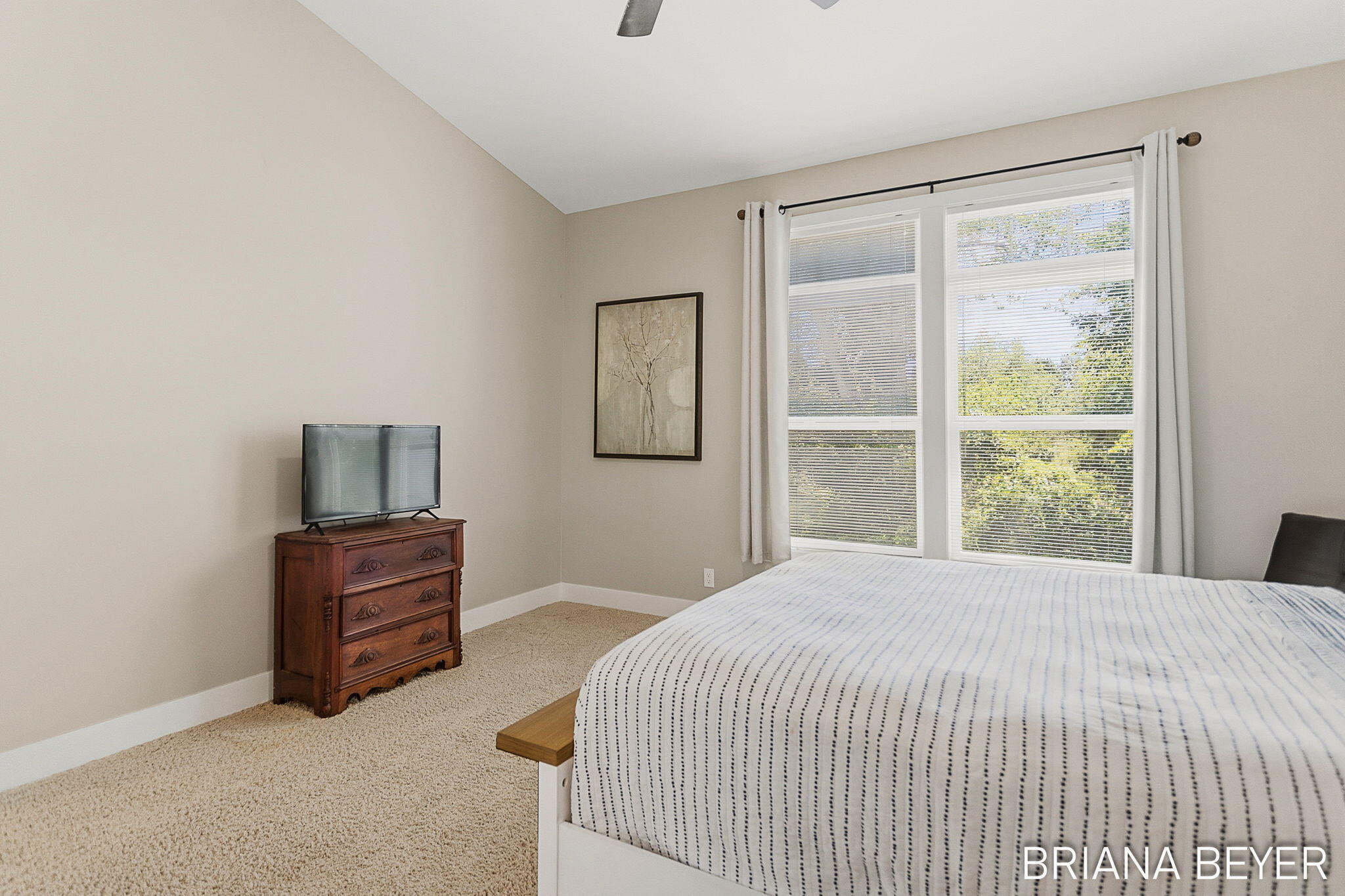 11494 S Lake Drive Holland MI 49424
