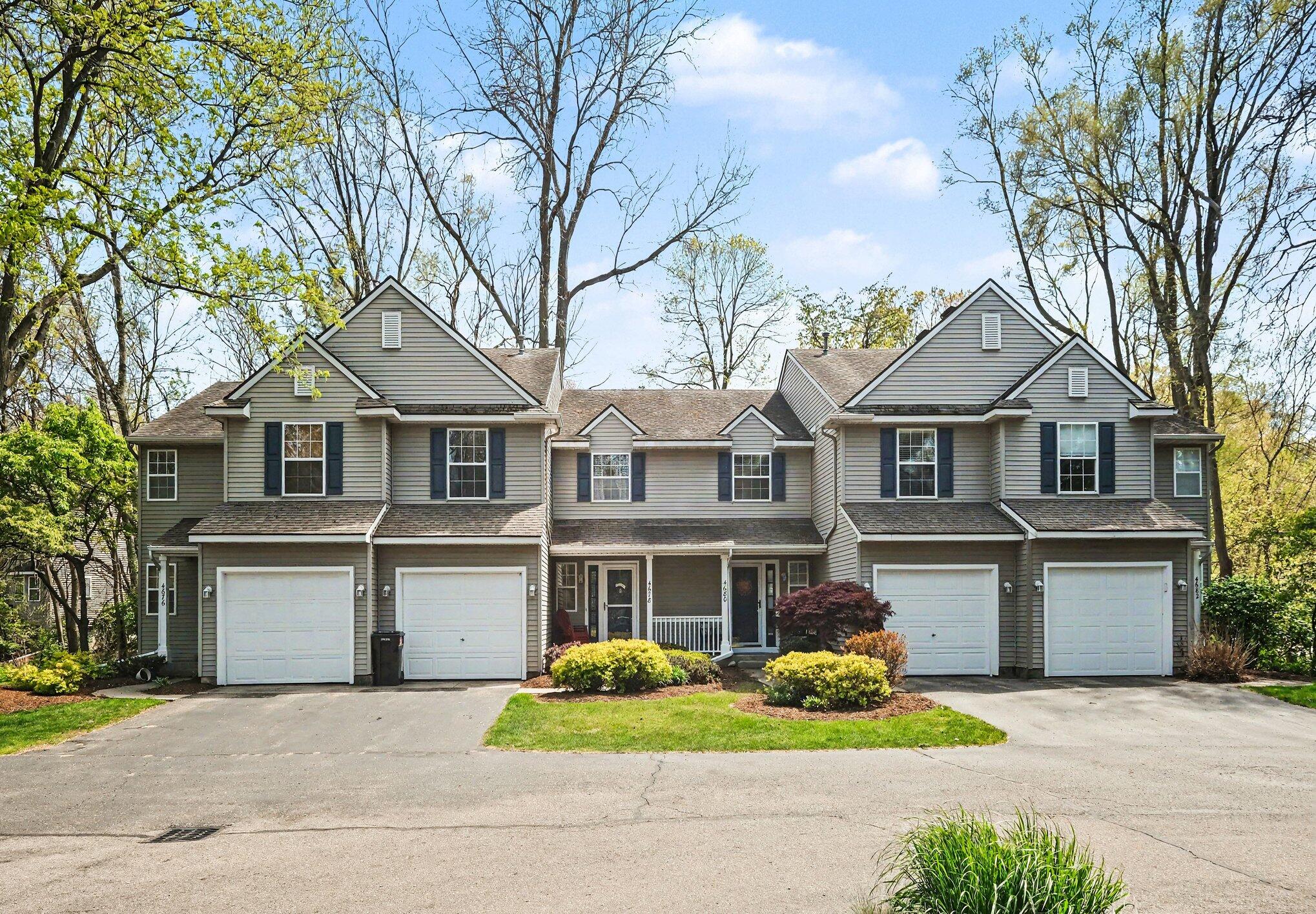 4676 Eastern Avenue SE Grand Rapids MI 49508