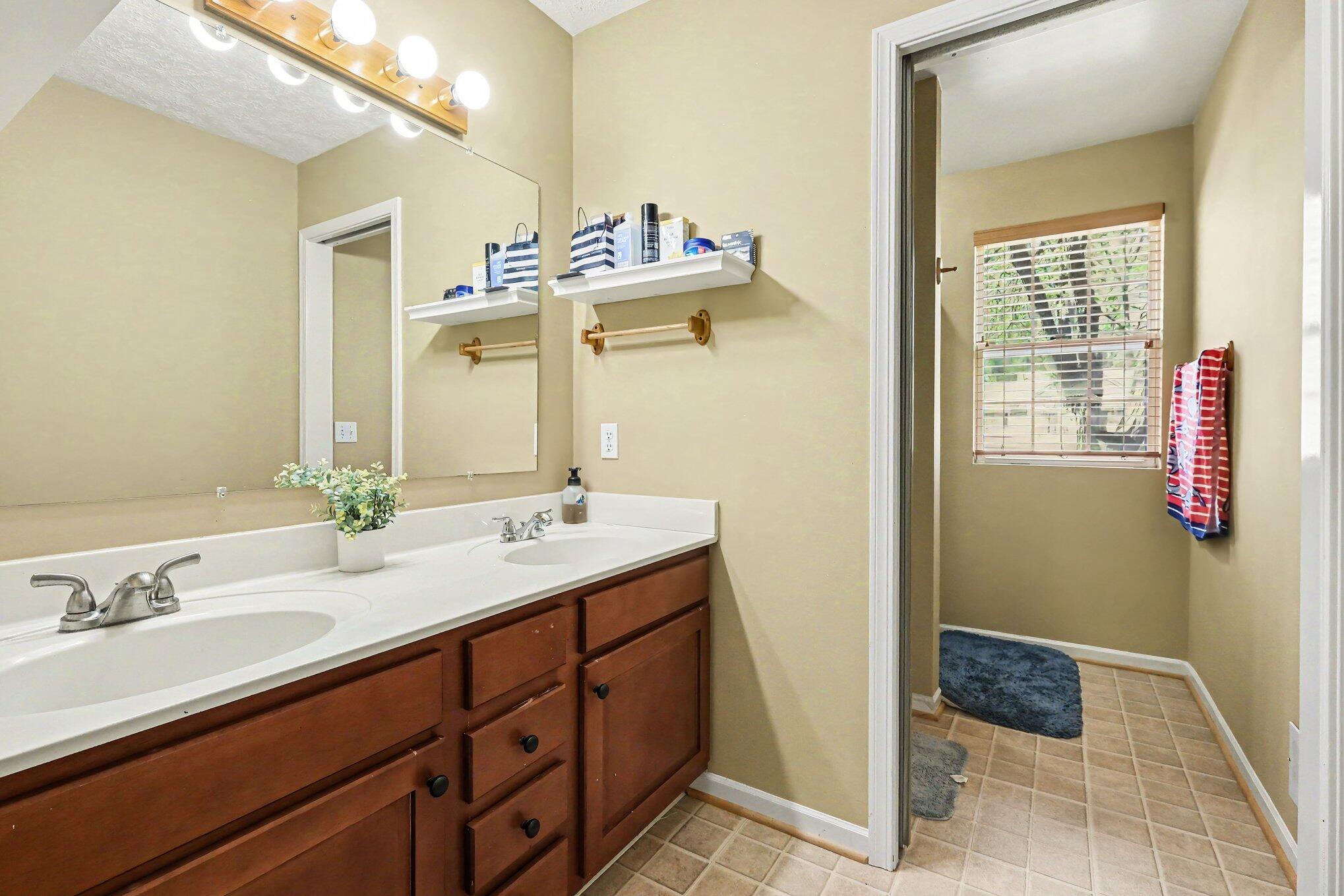 4676 Eastern Avenue SE Grand Rapids MI 49508