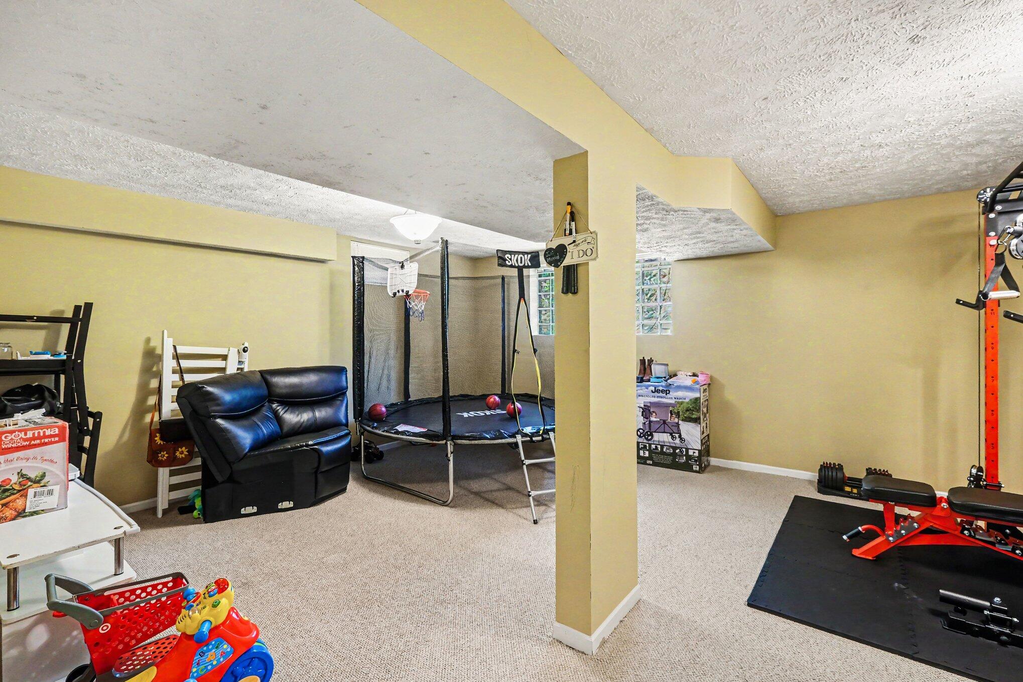 4676 Eastern Avenue SE Grand Rapids MI 49508