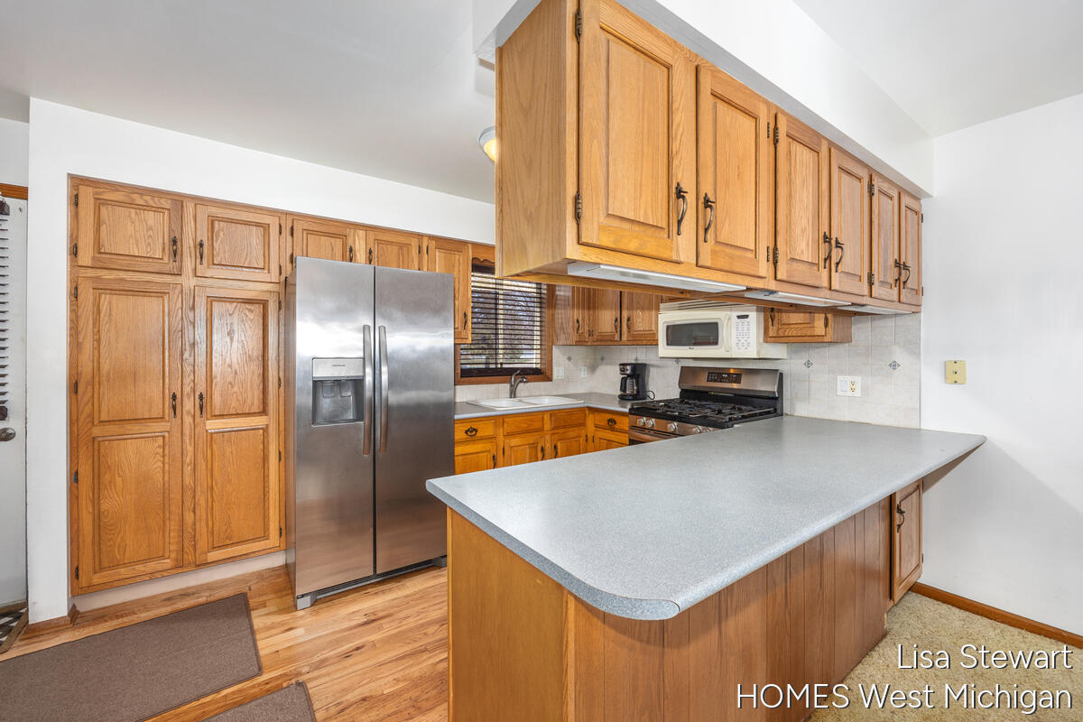 5951 Leisure South Drive SE Grand Rapids MI 49548