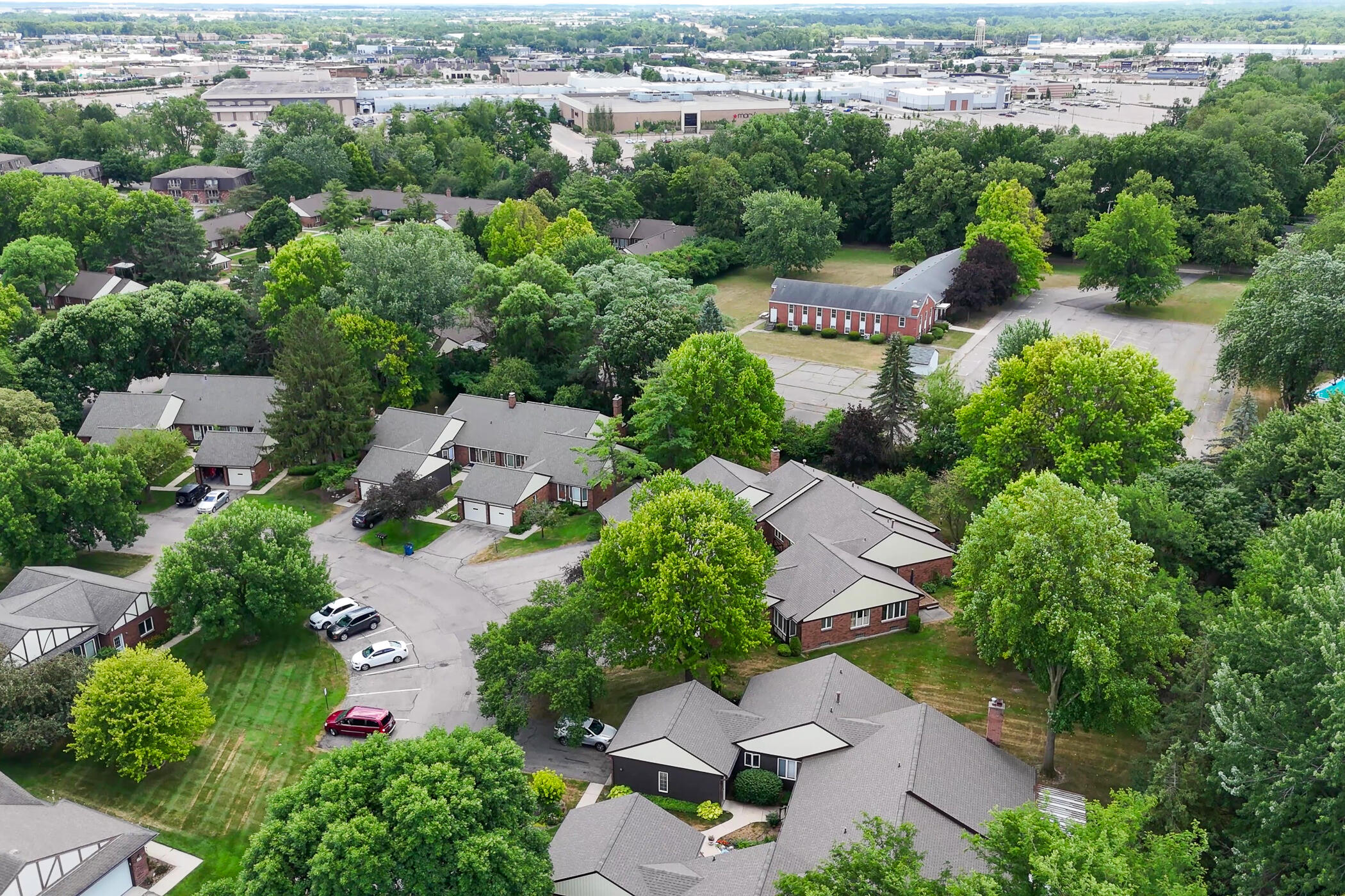 2277 Radcliff Circle SE Grand Rapids MI 49546
