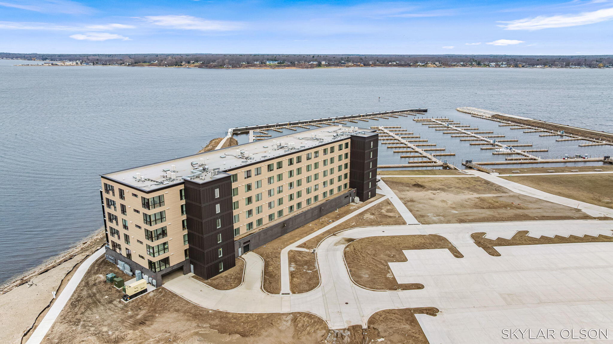 901 Adelaide Circle Muskegon MI 49441