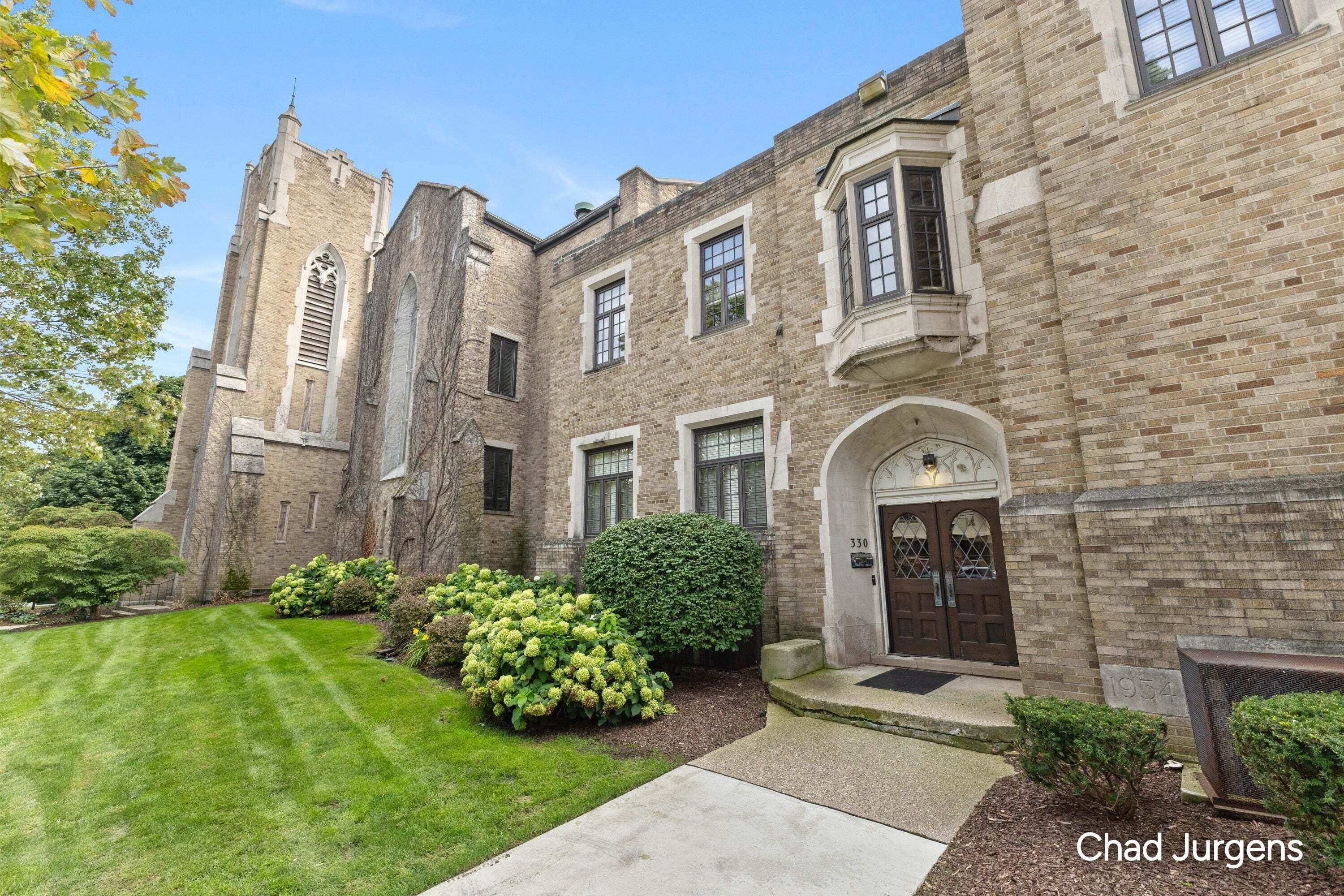 253 Prospect Avenue NE Grand Rapids MI 49503