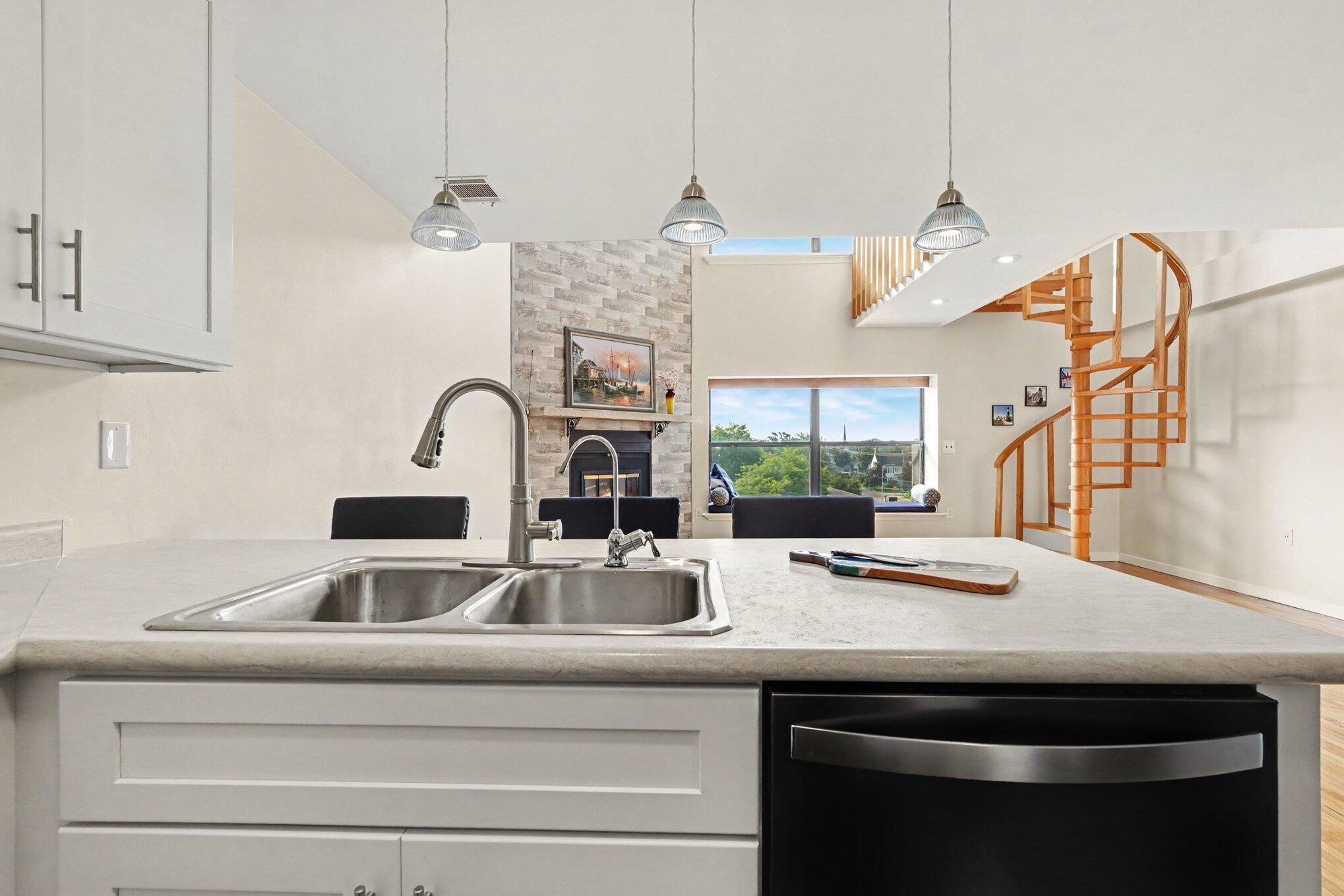 297 W Clay Avenue Muskegon MI 49440
