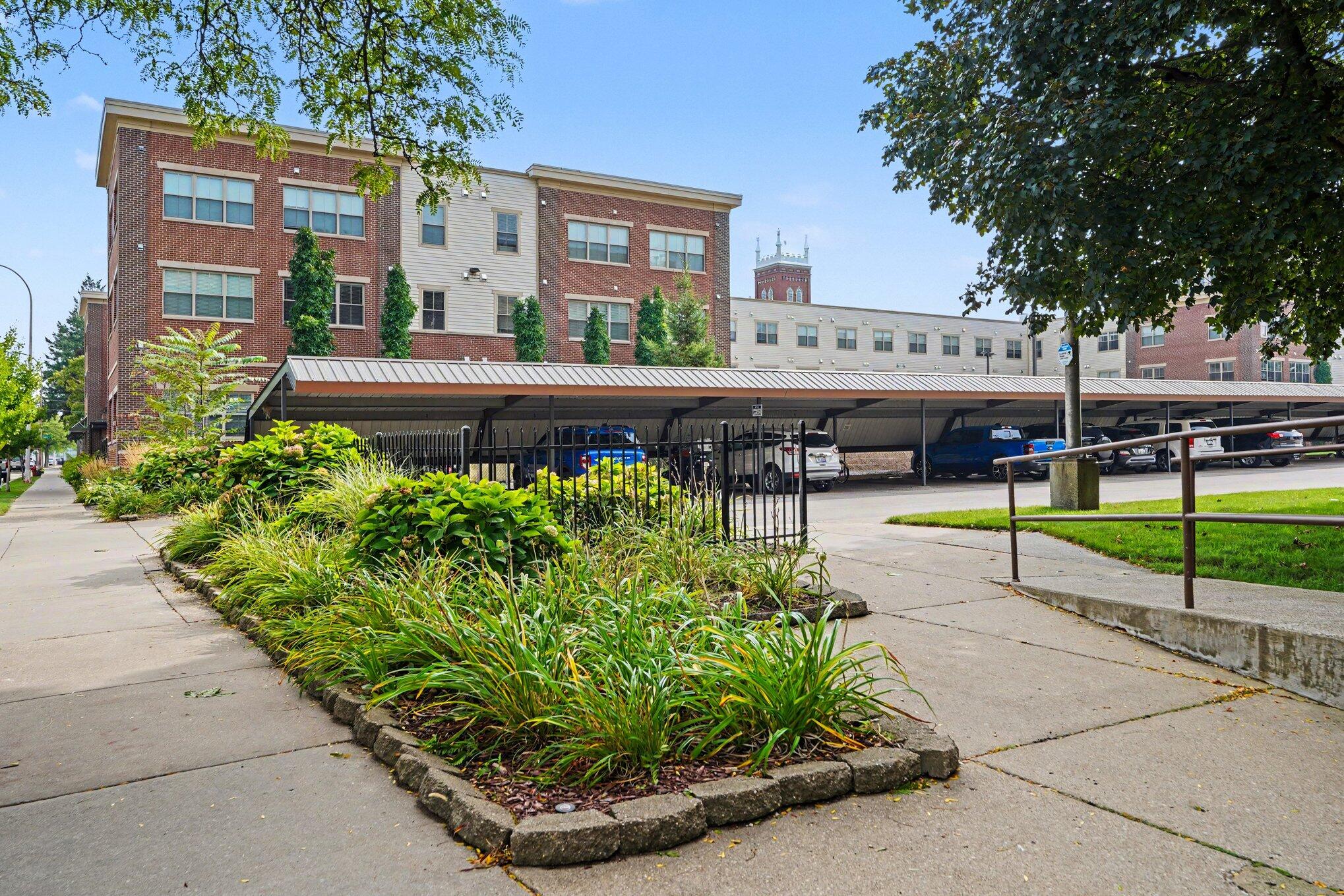 297 W Clay Avenue Muskegon MI 49440