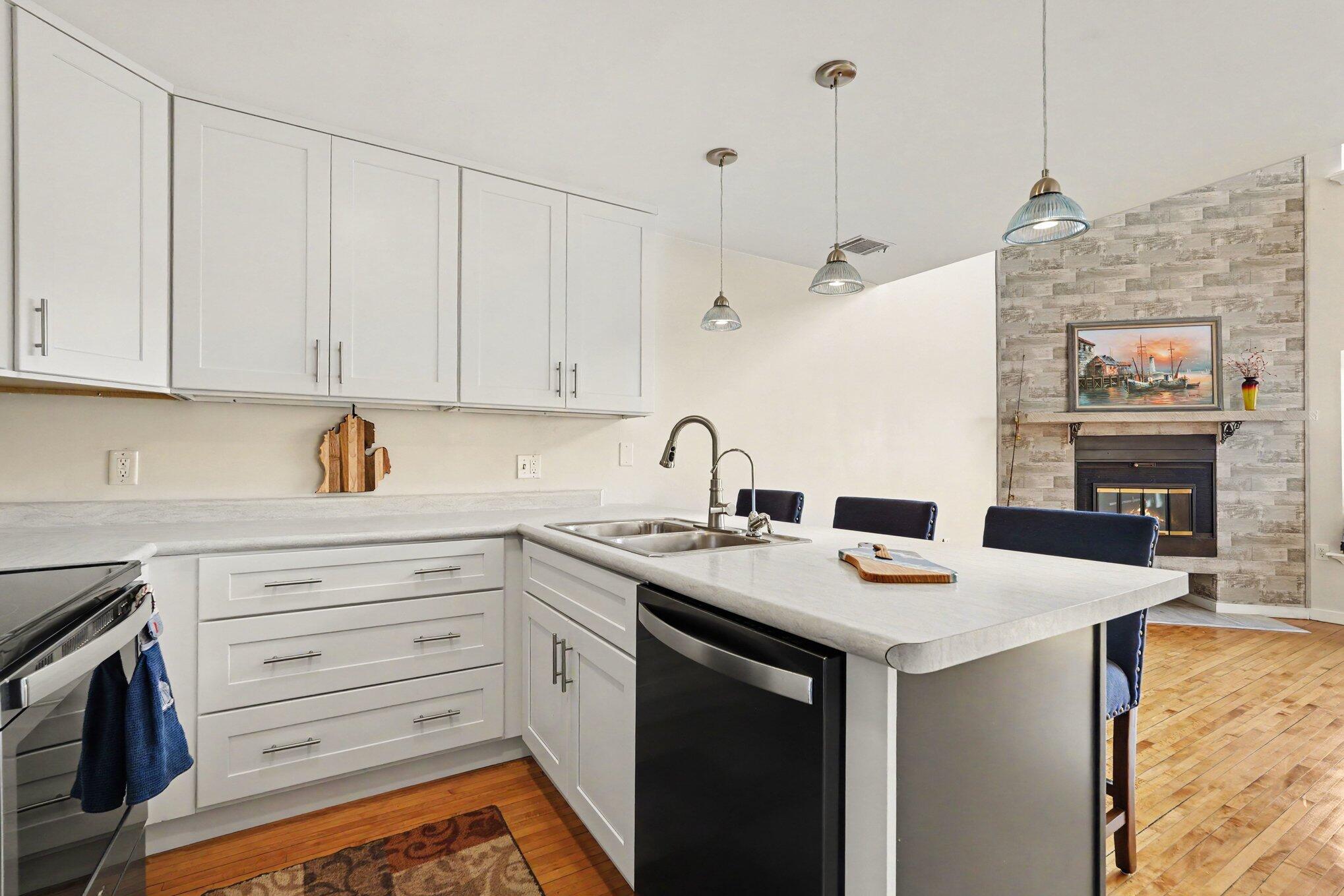 297 W Clay Avenue Muskegon MI 49440