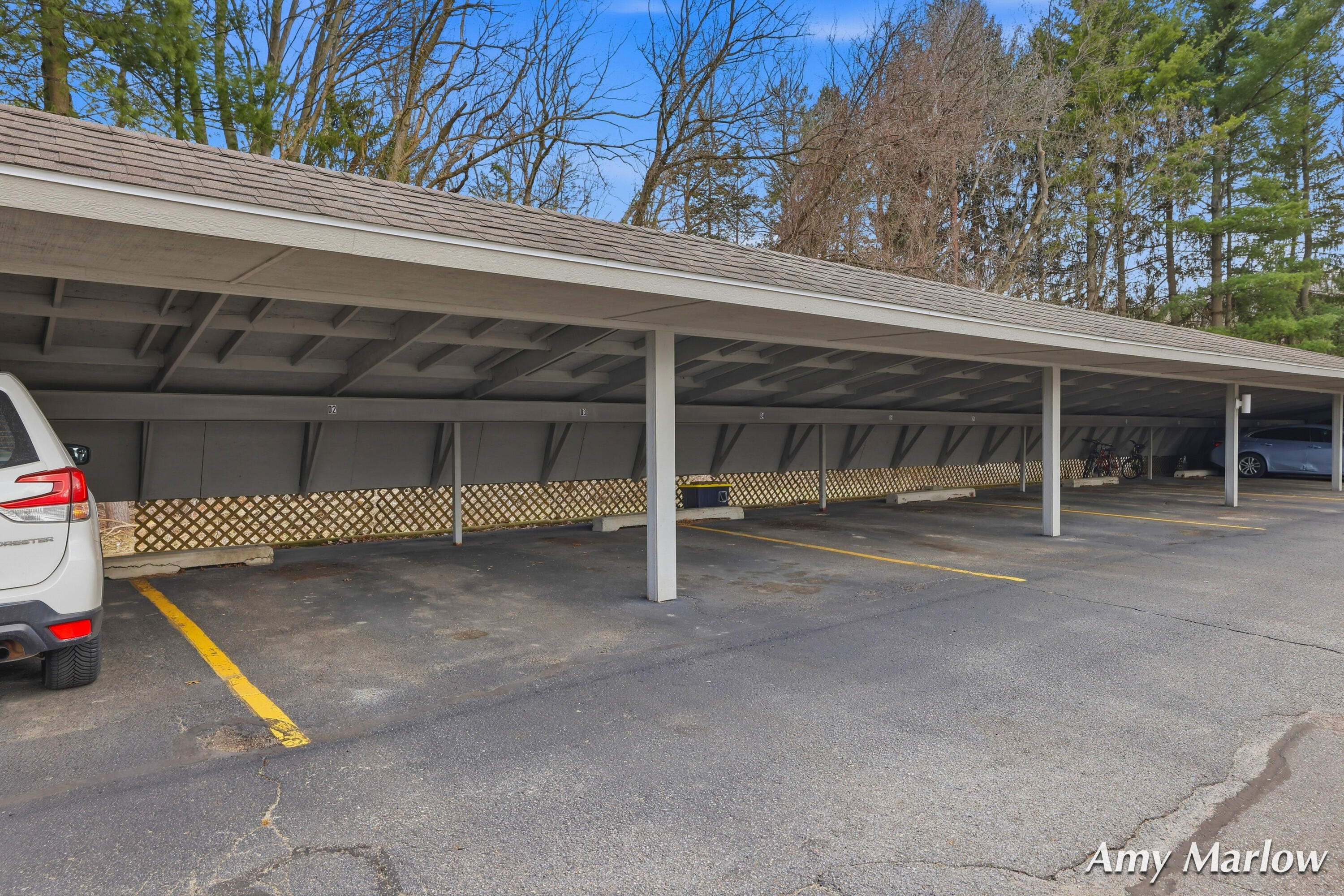 6716 Cascade Road SE Grand Rapids MI 49546