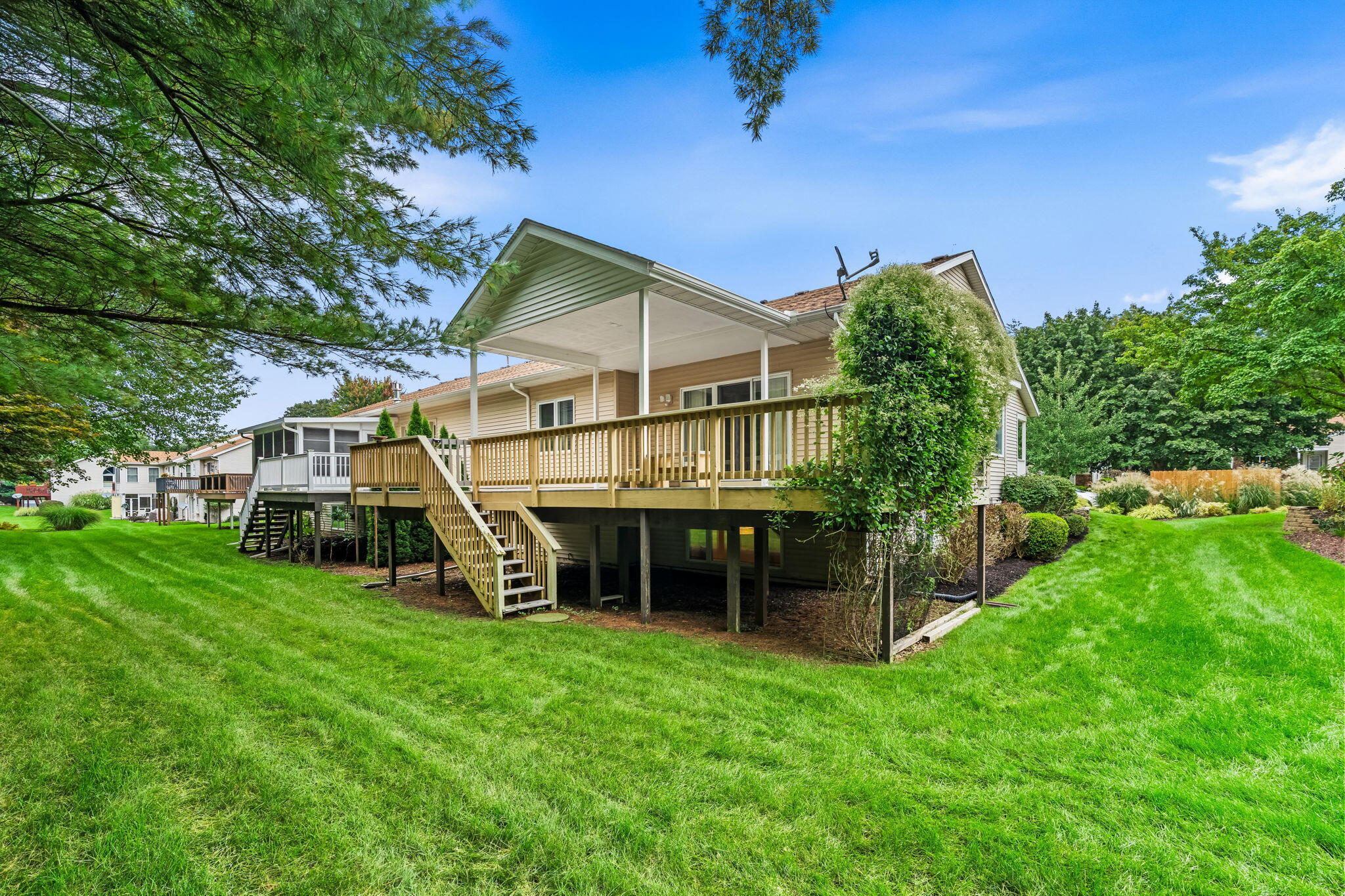 458 Amity Street Douglas MI 49406