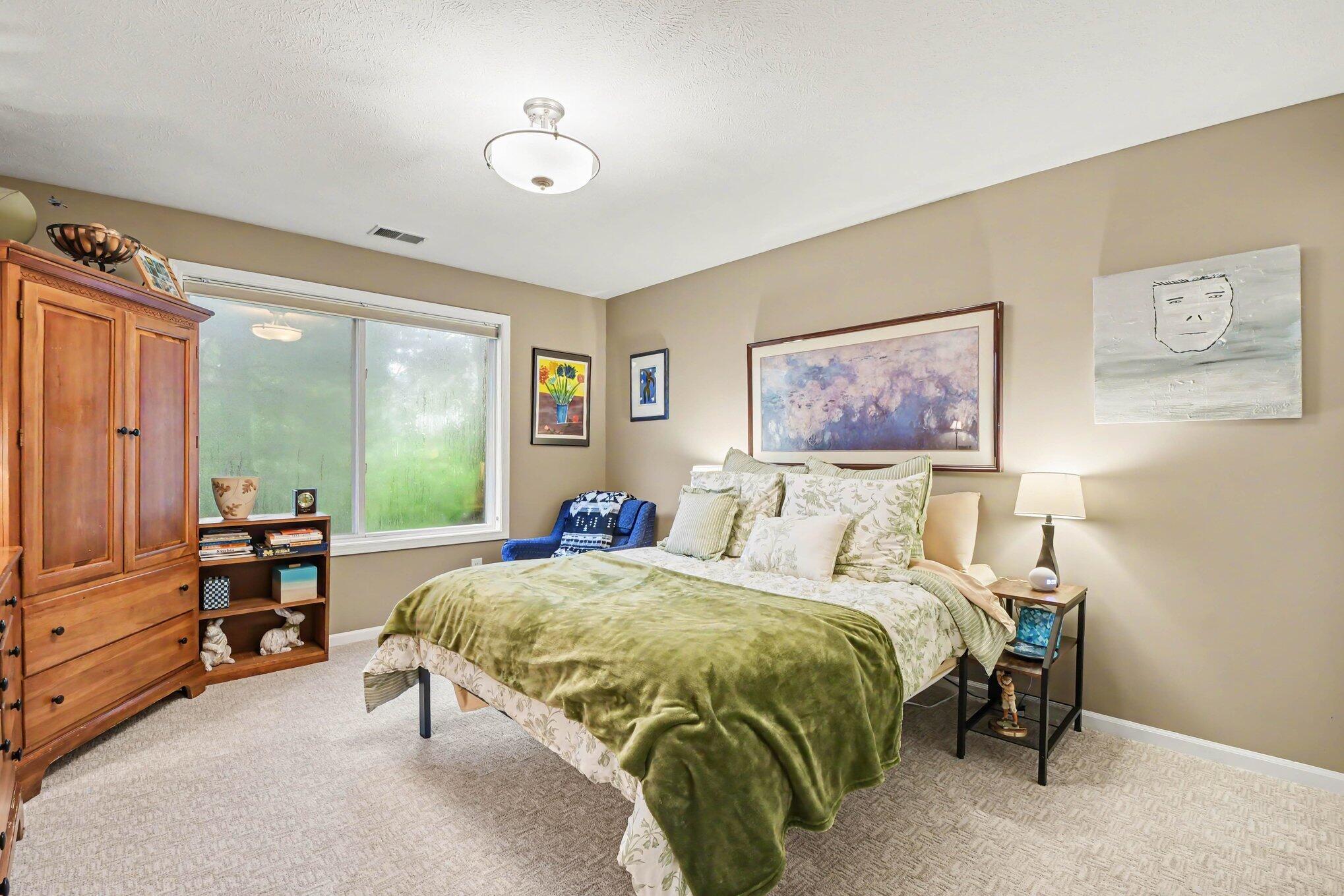30 Aspen Lane NE Grand Rapids MI 49546
