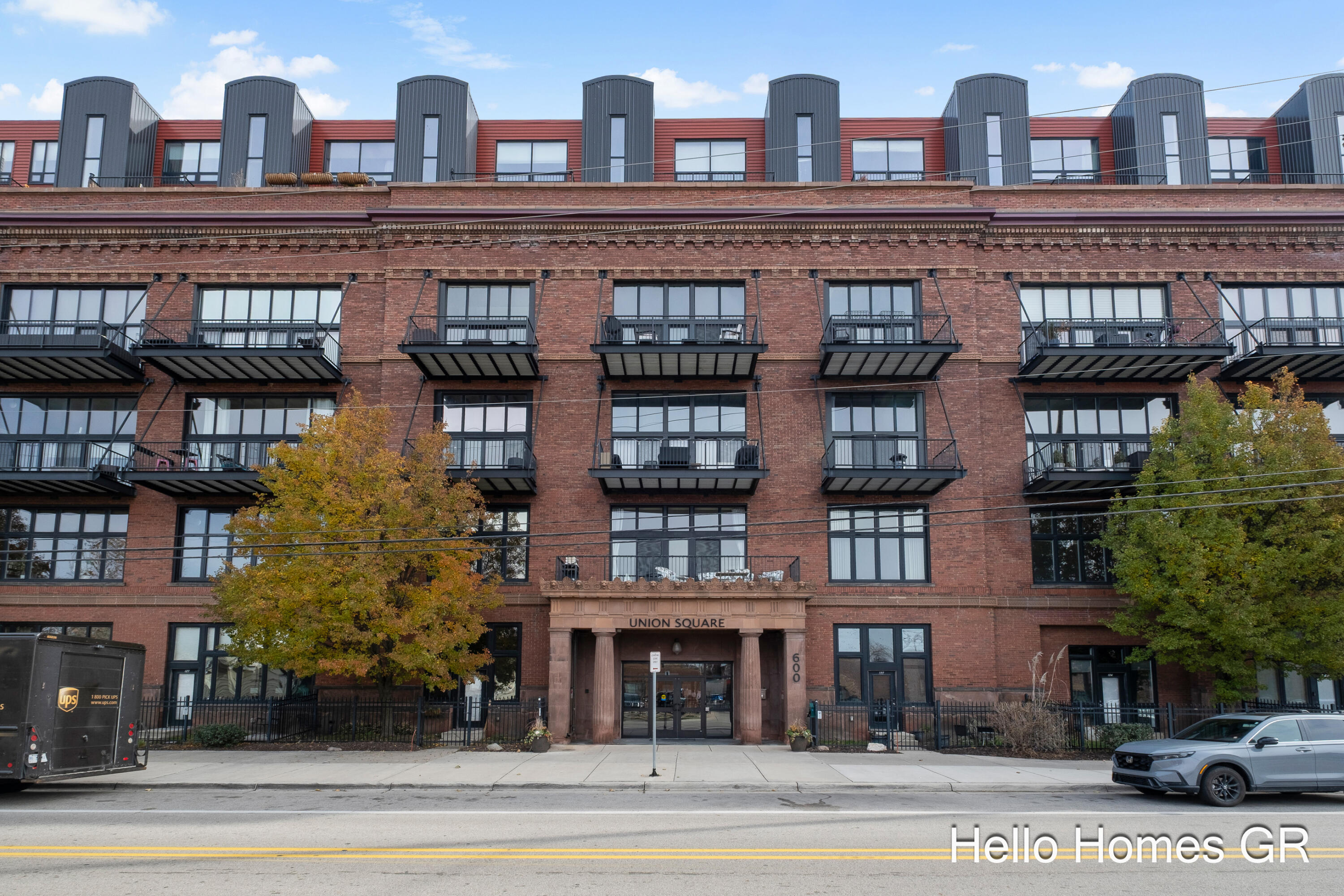 600 Broadway Avenue NW Grand Rapids MI 49504