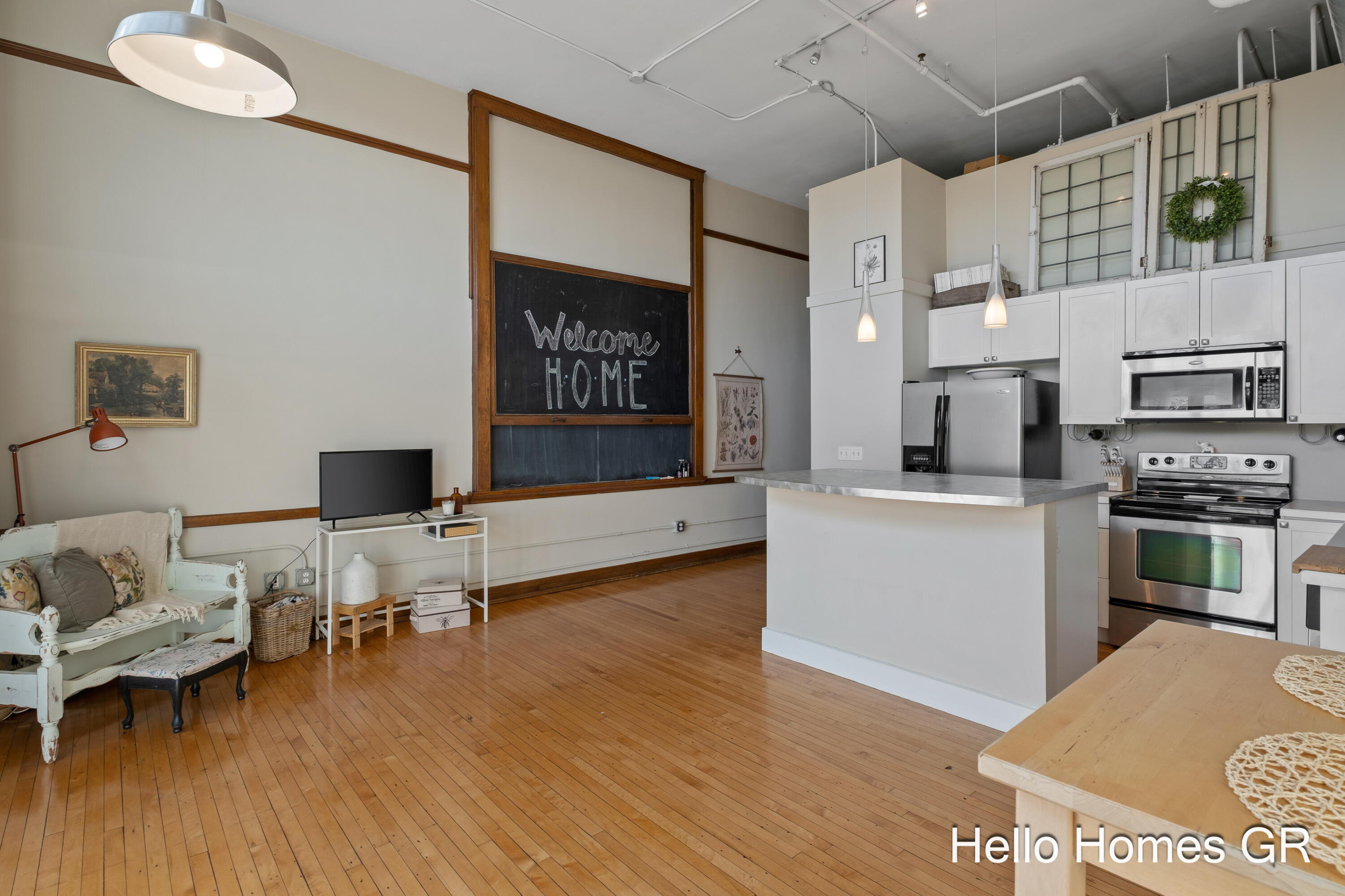 600 Broadway Avenue NW Grand Rapids MI 49504