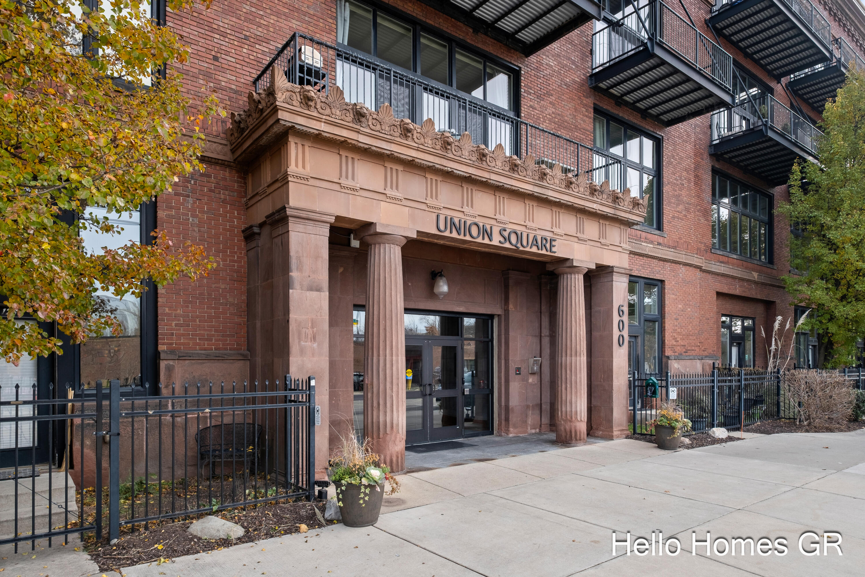 600 Broadway Avenue NW Grand Rapids MI 49504