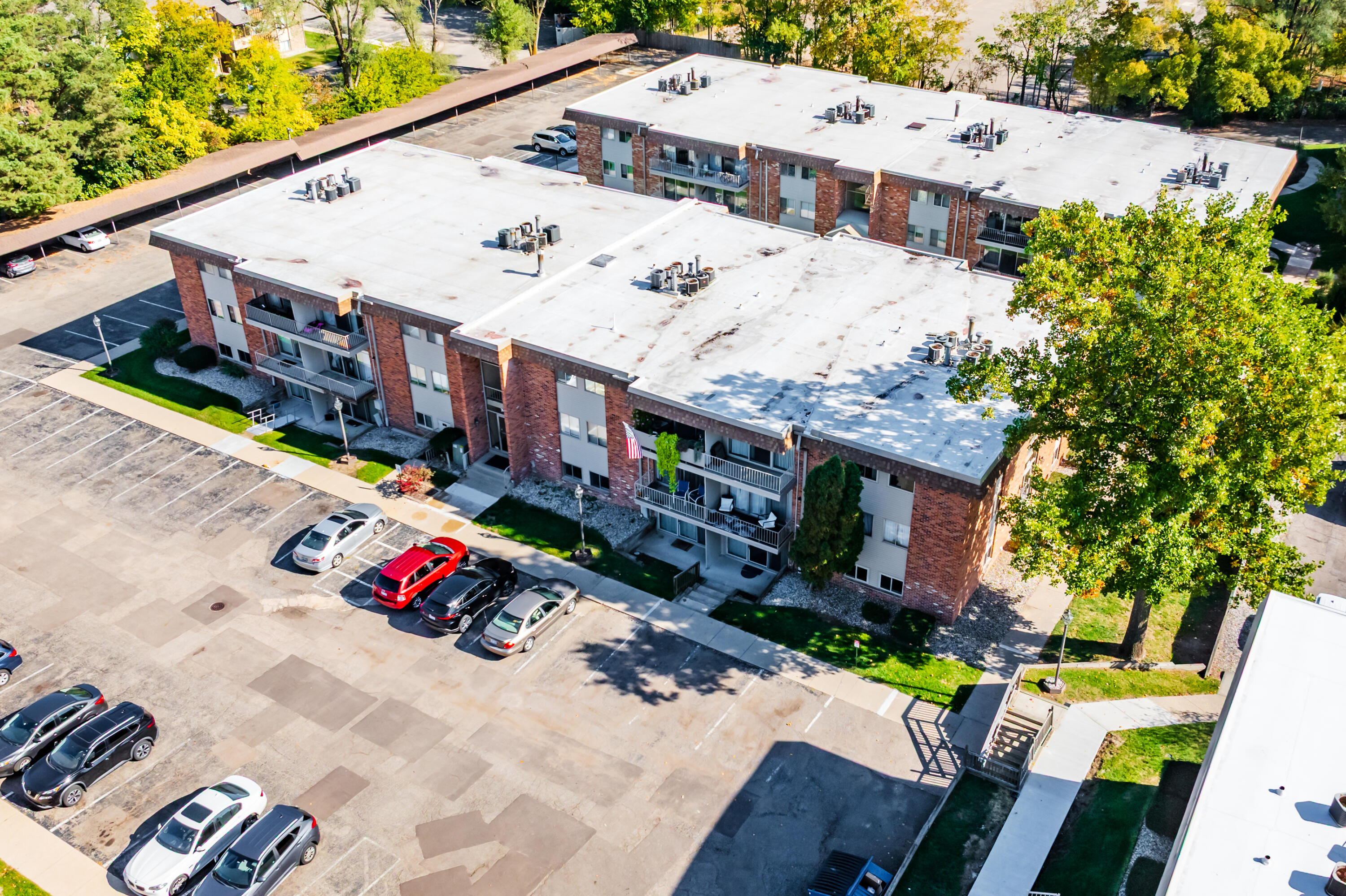 742 W Kilgore Road Kalamazoo MI 49008