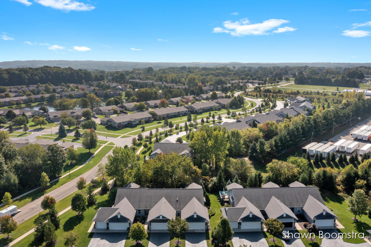8105 Amber Crest Drive SW Byron Center MI 49315