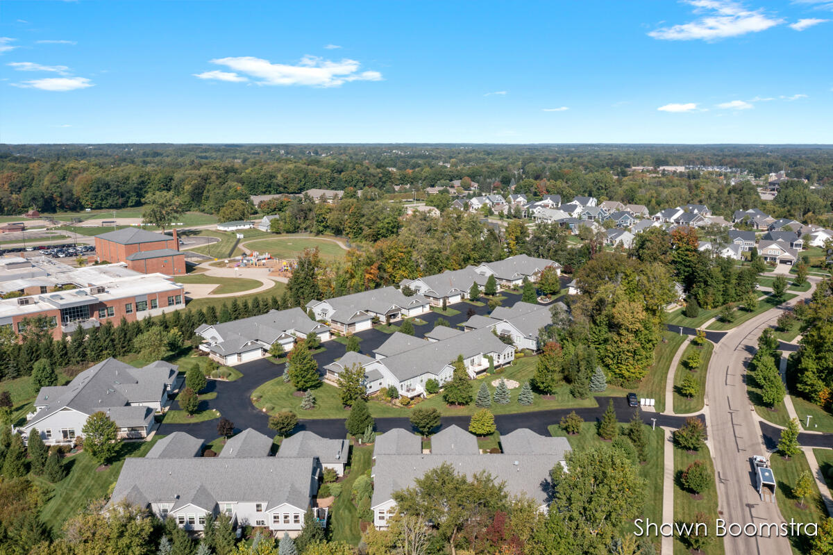 8105 Amber Crest Drive SW Byron Center MI 49315