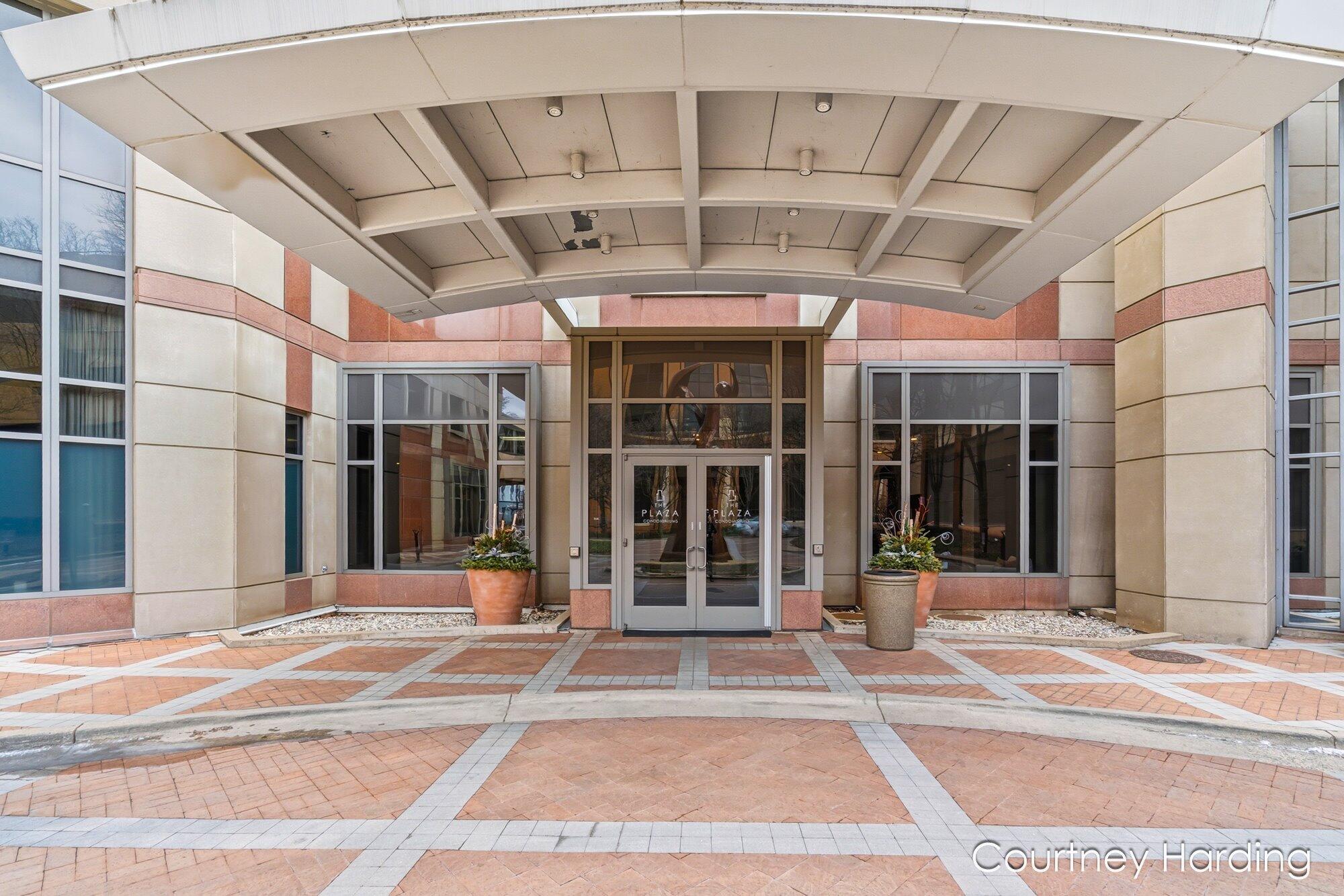 128 Campau Circle NW Grand Rapids MI 49503