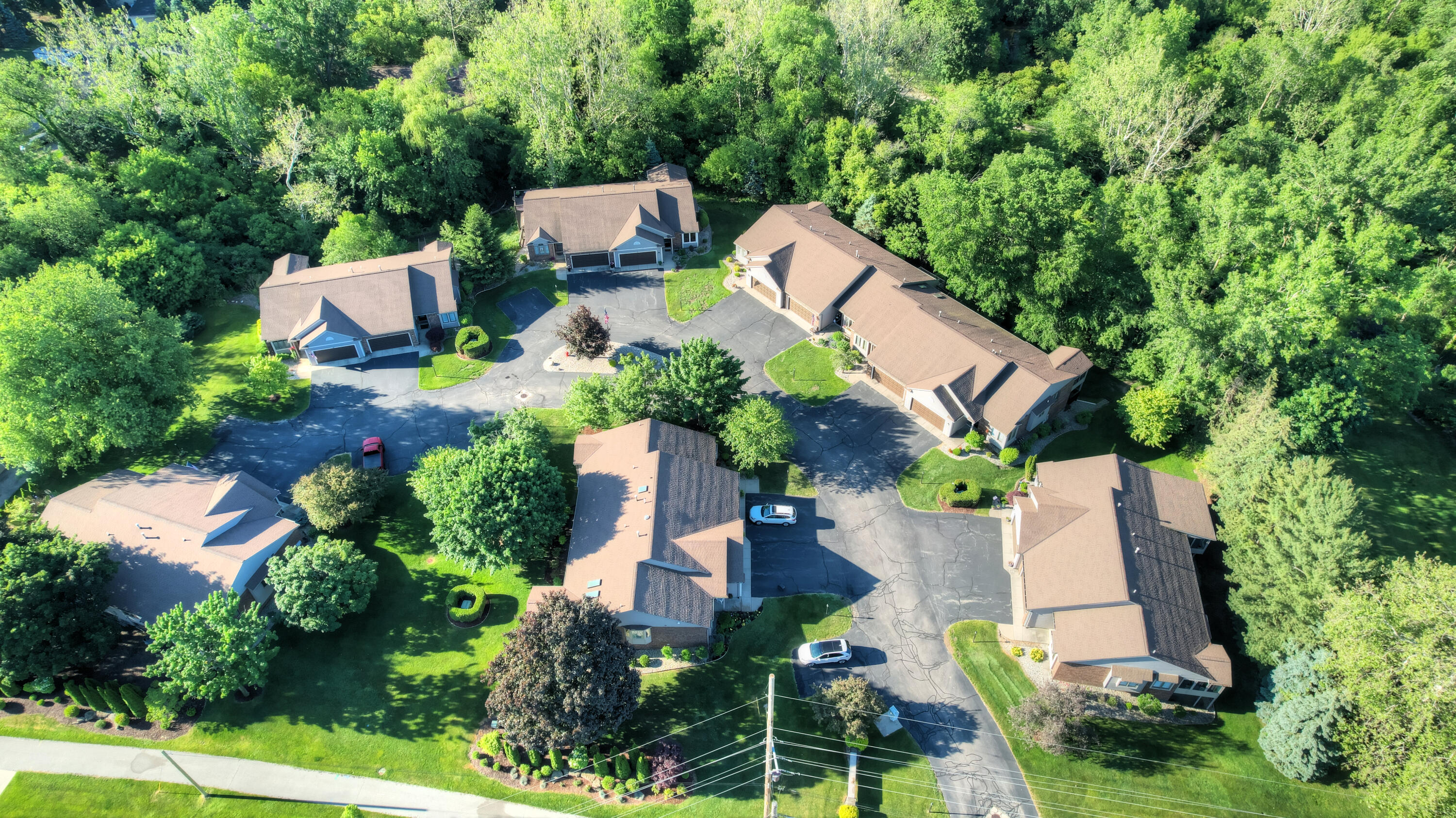 500 W Main Avenue Zeeland MI 49464