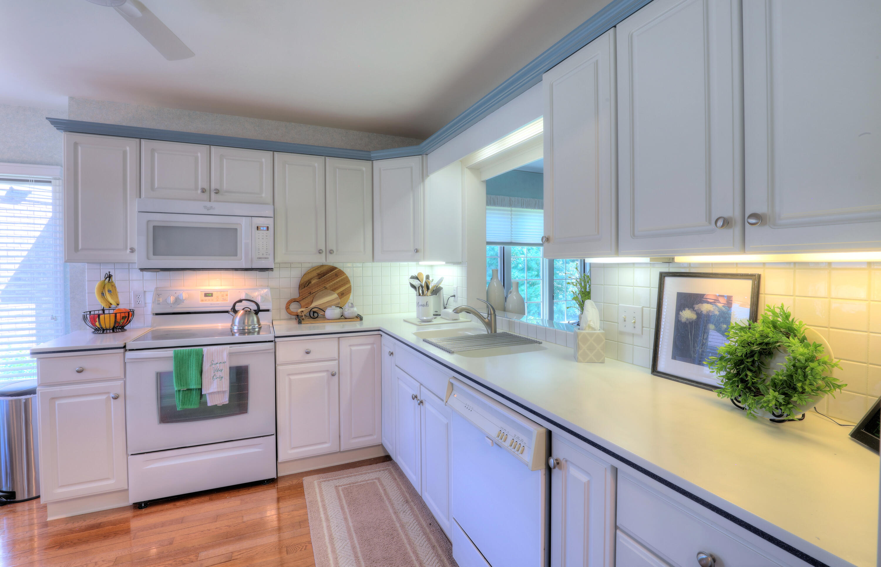 500 W Main Avenue Zeeland MI 49464
