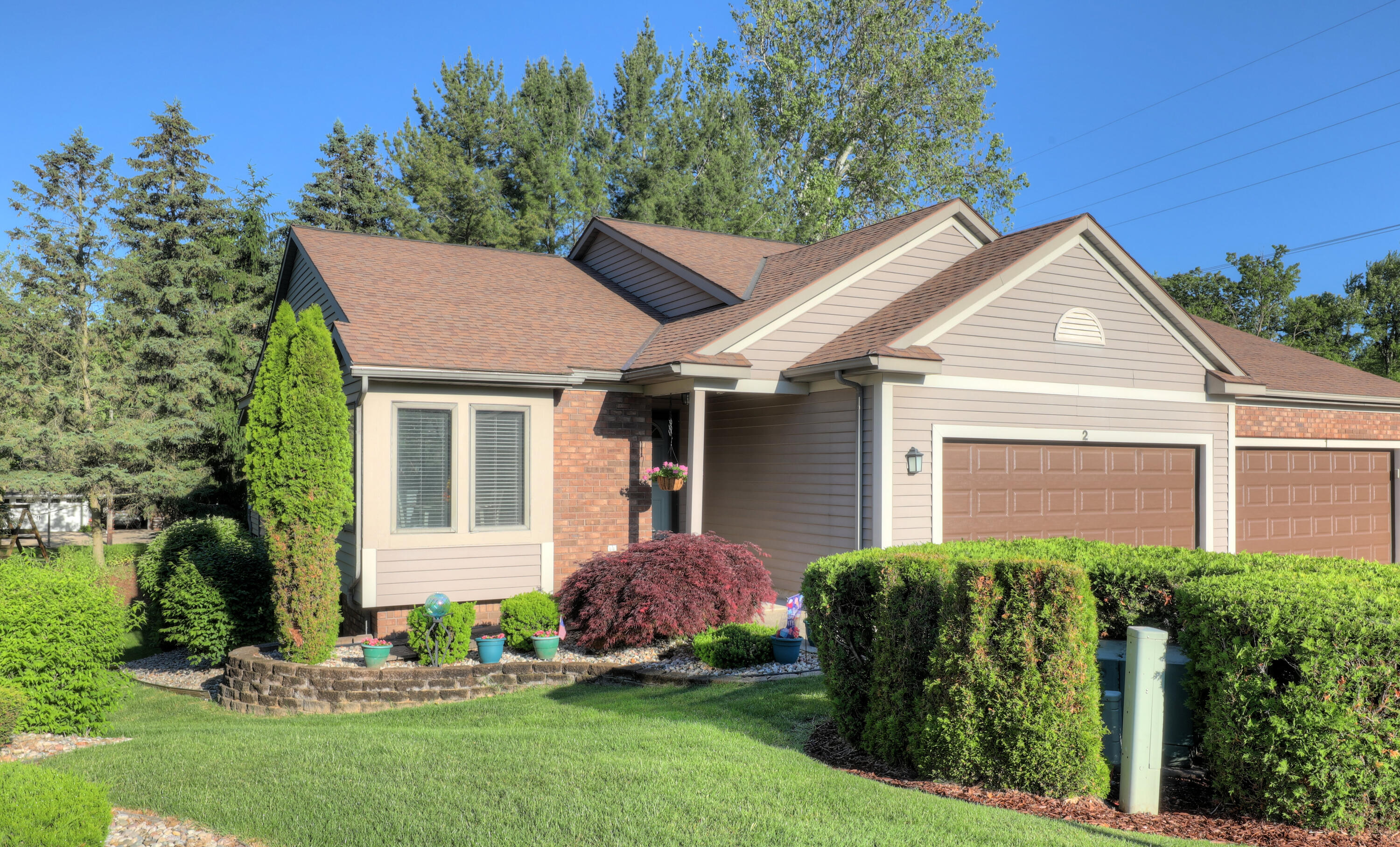 500 W Main Avenue Zeeland MI 49464