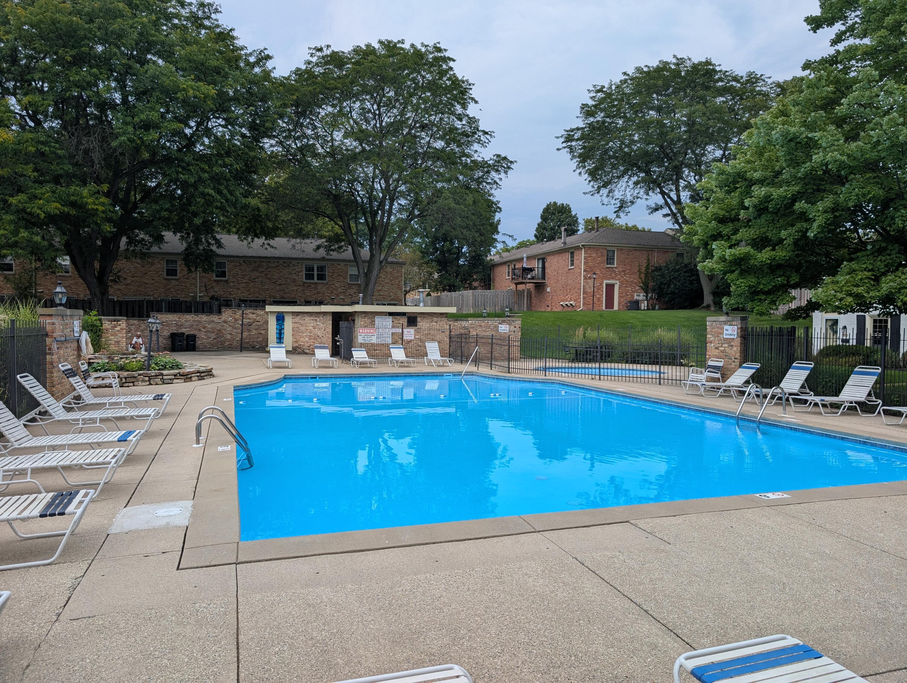 2471 Abbington Drive SE Grand Rapids MI 49506