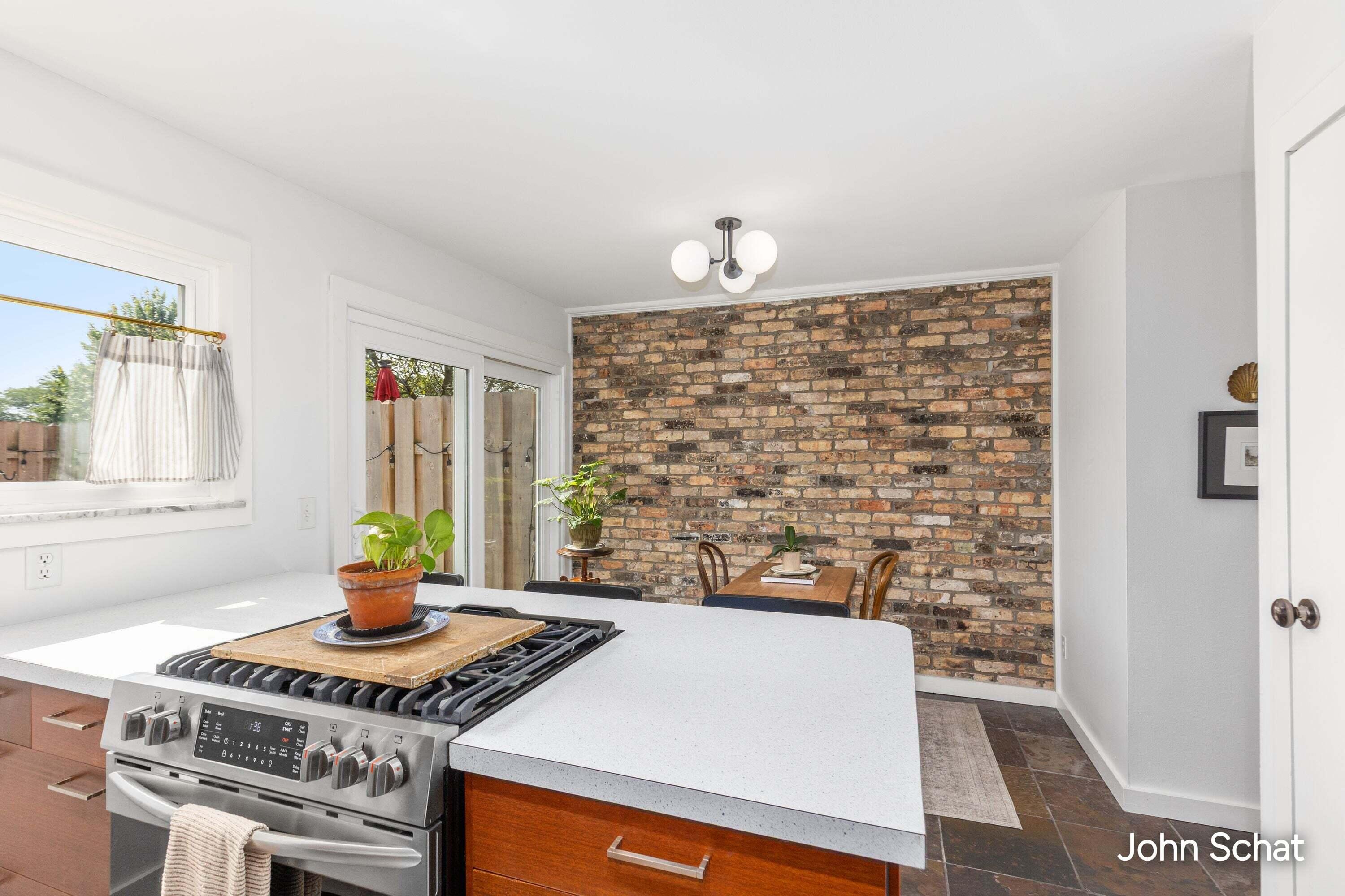2471 Abbington Drive SE Grand Rapids MI 49506