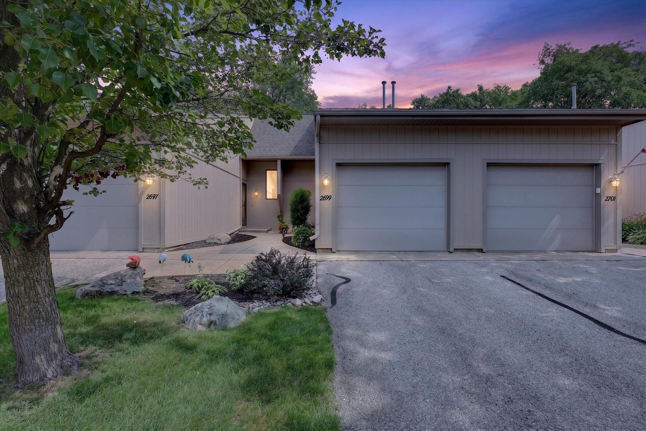 2699 Limestone Lane NE Grand Rapids MI 49525