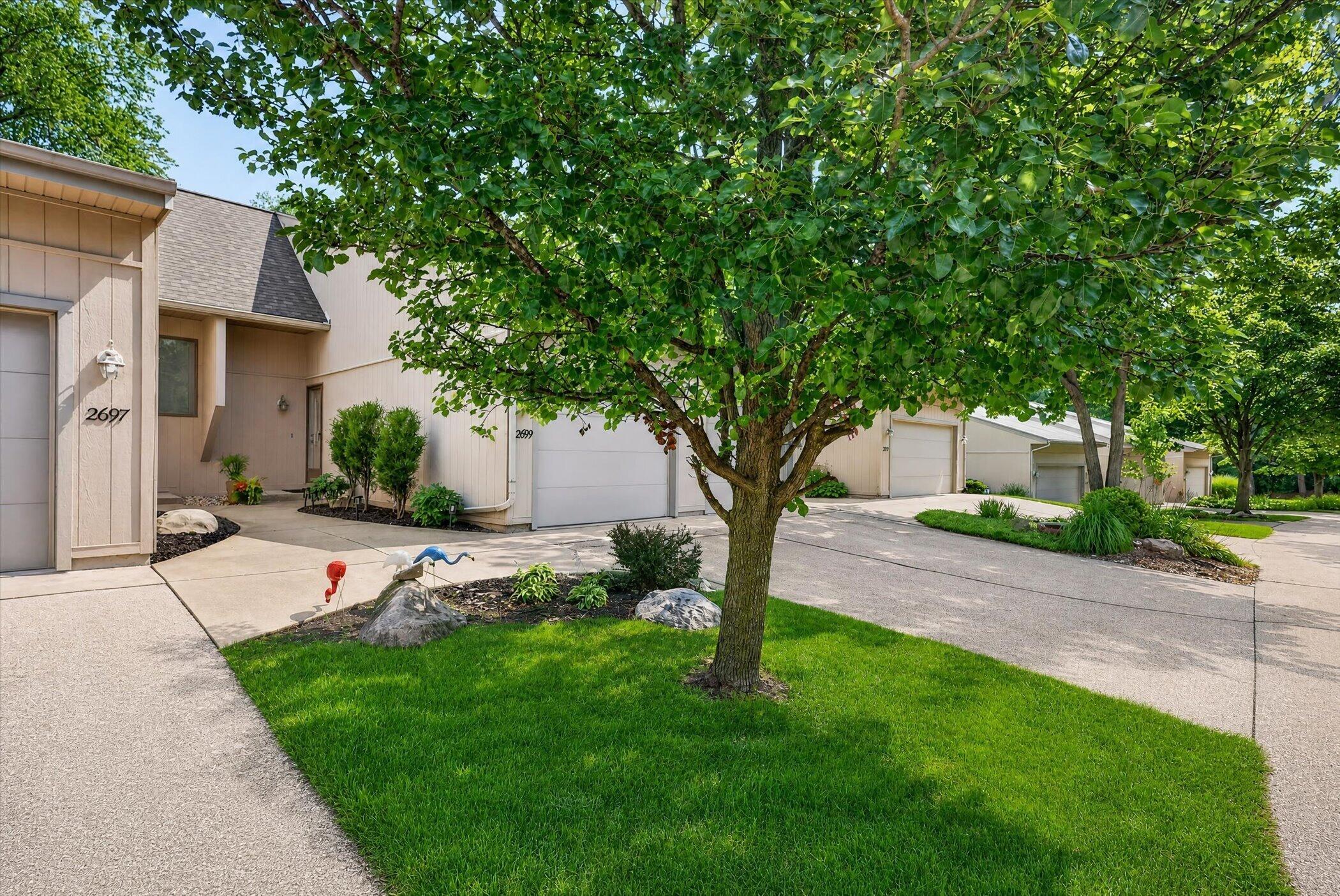 2699 Limestone Lane NE Grand Rapids MI 49525