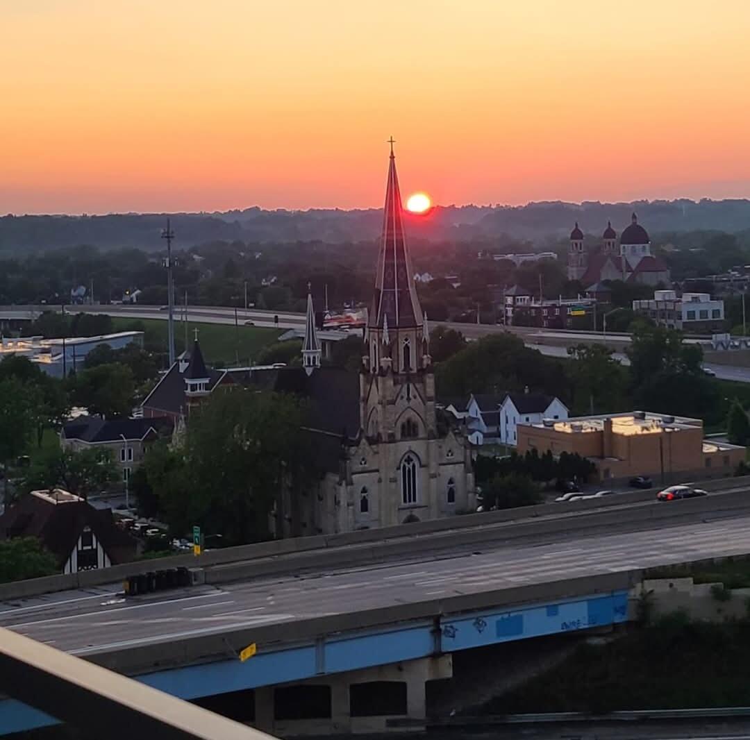 335 Bridge Street NW Grand Rapids MI 49504