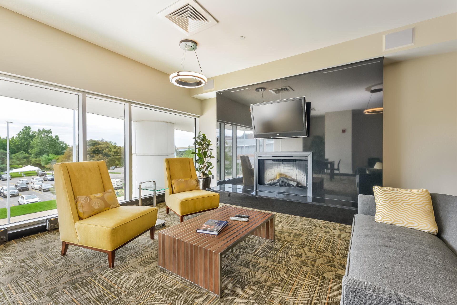 335 Bridge Street NW Grand Rapids MI 49504