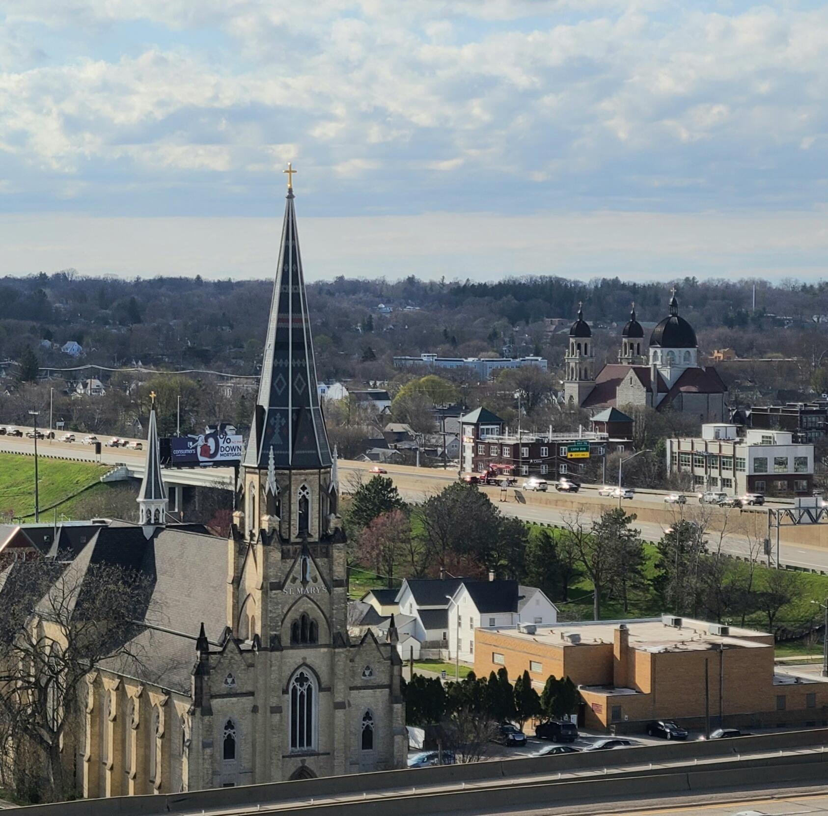 335 Bridge Street NW Grand Rapids MI 49504