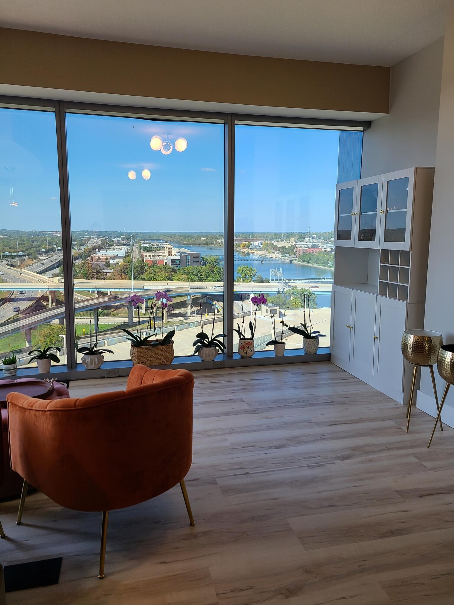 335 Bridge Street NW Grand Rapids MI 49504