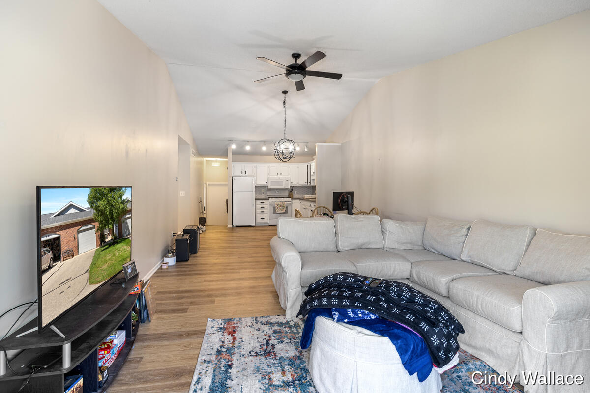 161 Laurelwood Court SW Grand Rapids MI 49548