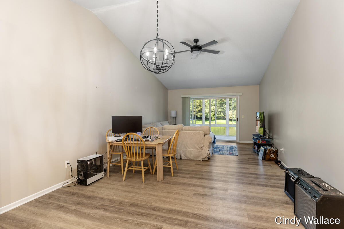 161 Laurelwood Court SW Grand Rapids MI 49548