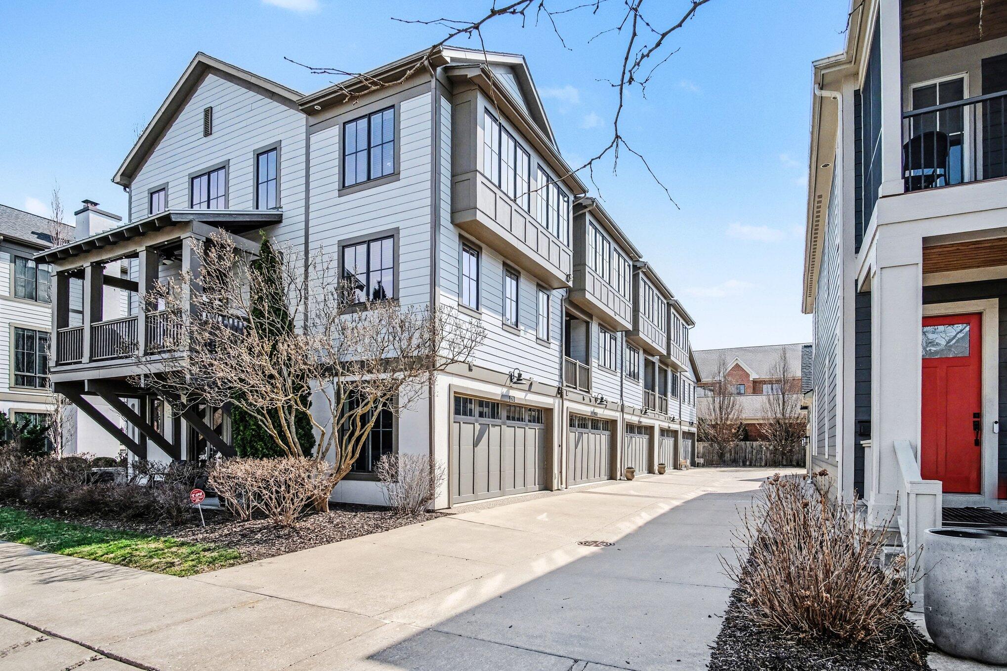 694 Croswell Avenue SE Grand Rapids MI 49506