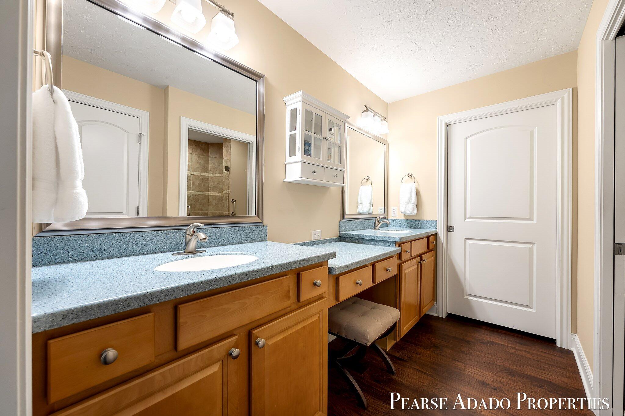 1033 Bridge Crest Drive SE Ada MI 49301