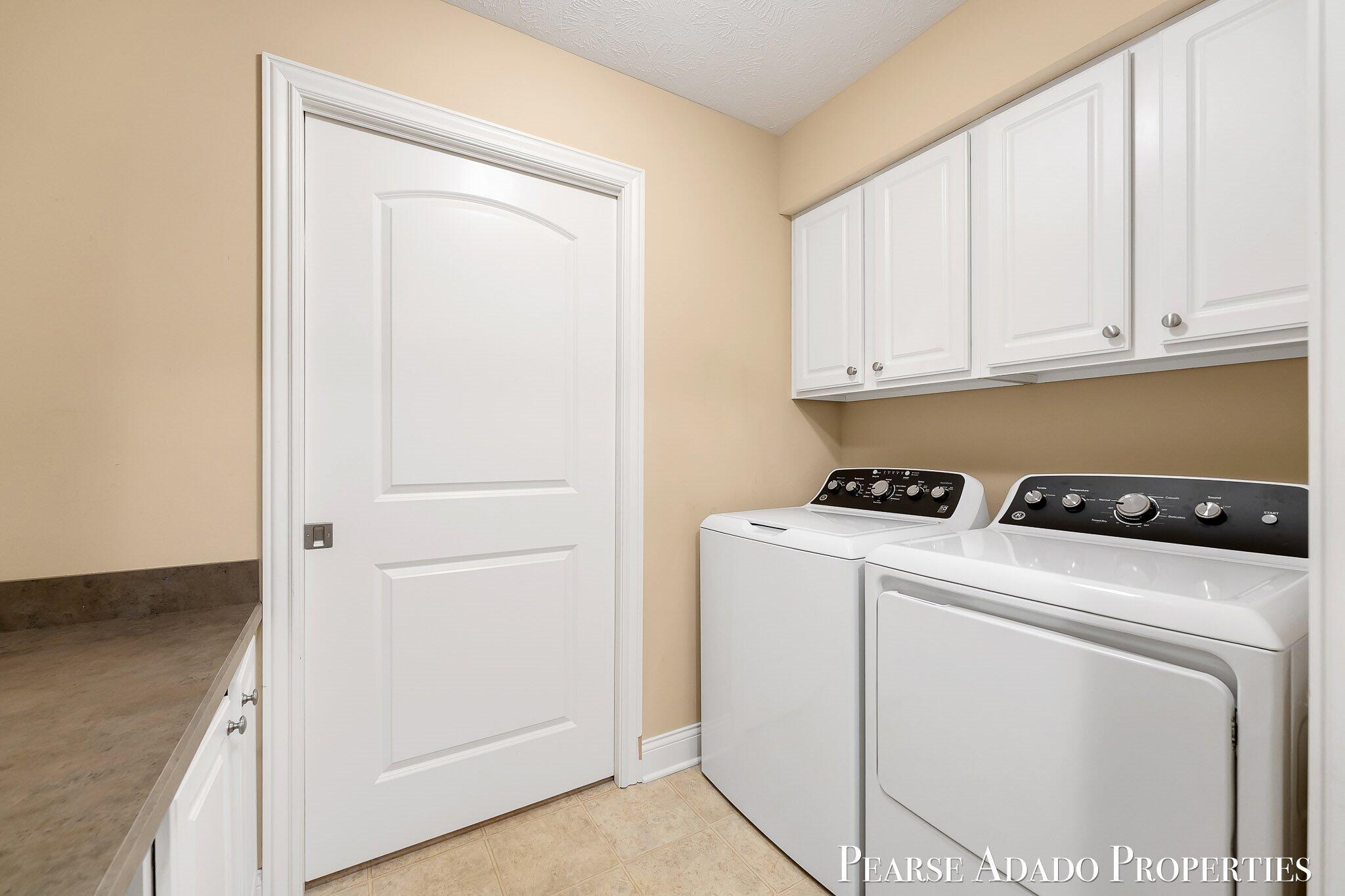 1033 Bridge Crest Drive SE Ada MI 49301