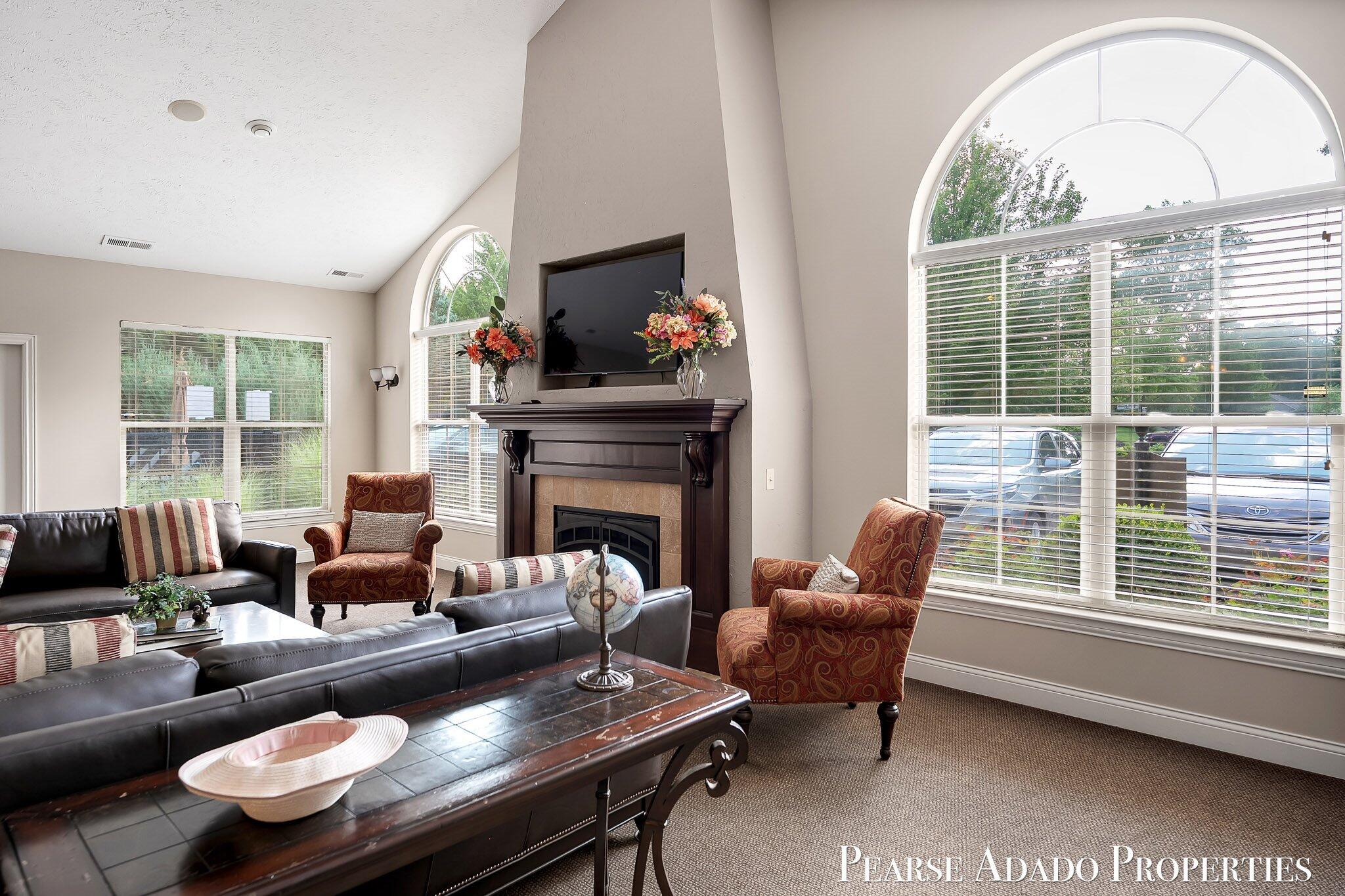 1033 Bridge Crest Drive SE Ada MI 49301